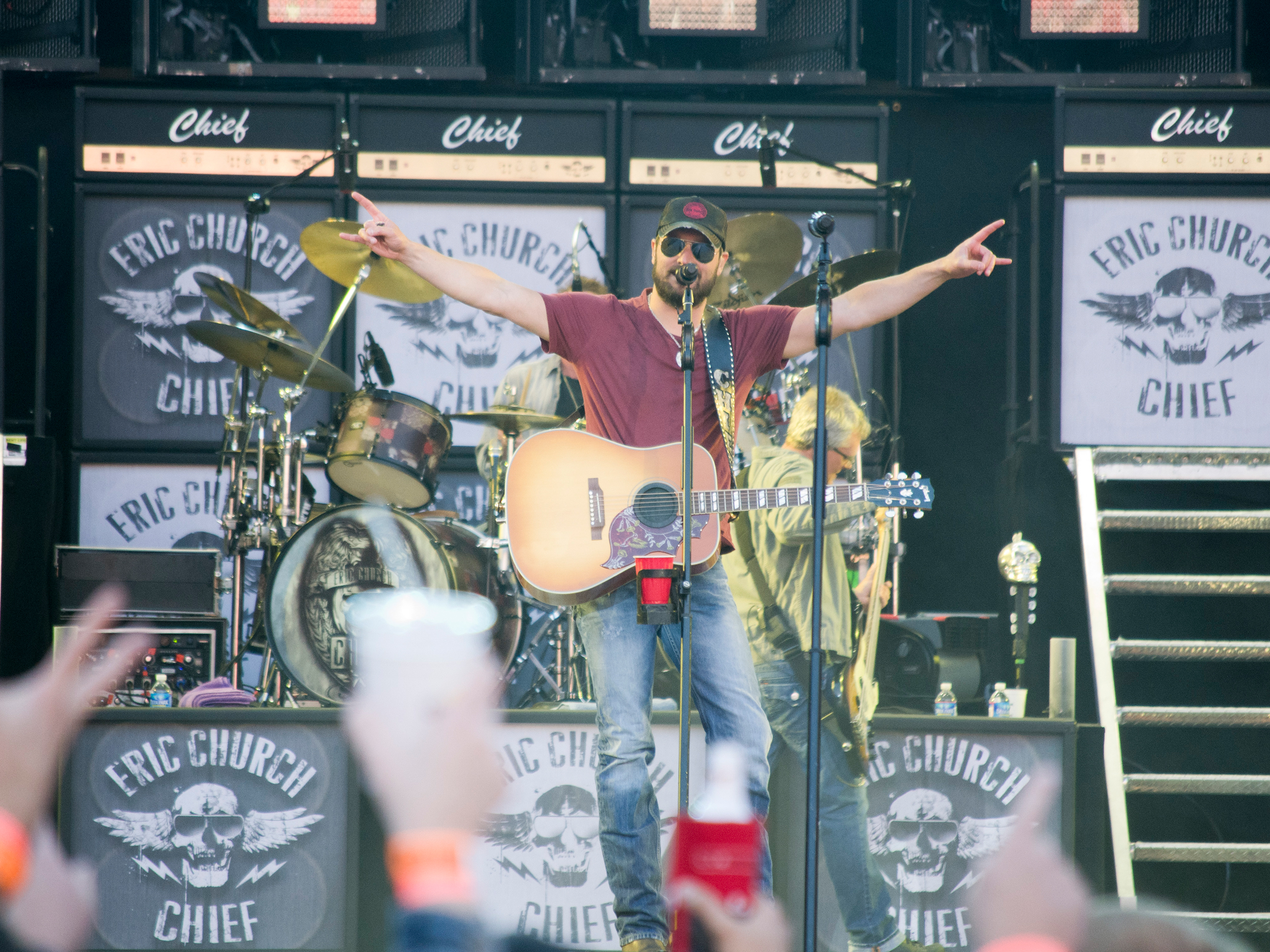 Kenny_Chesney_2013_048-website.jpg
