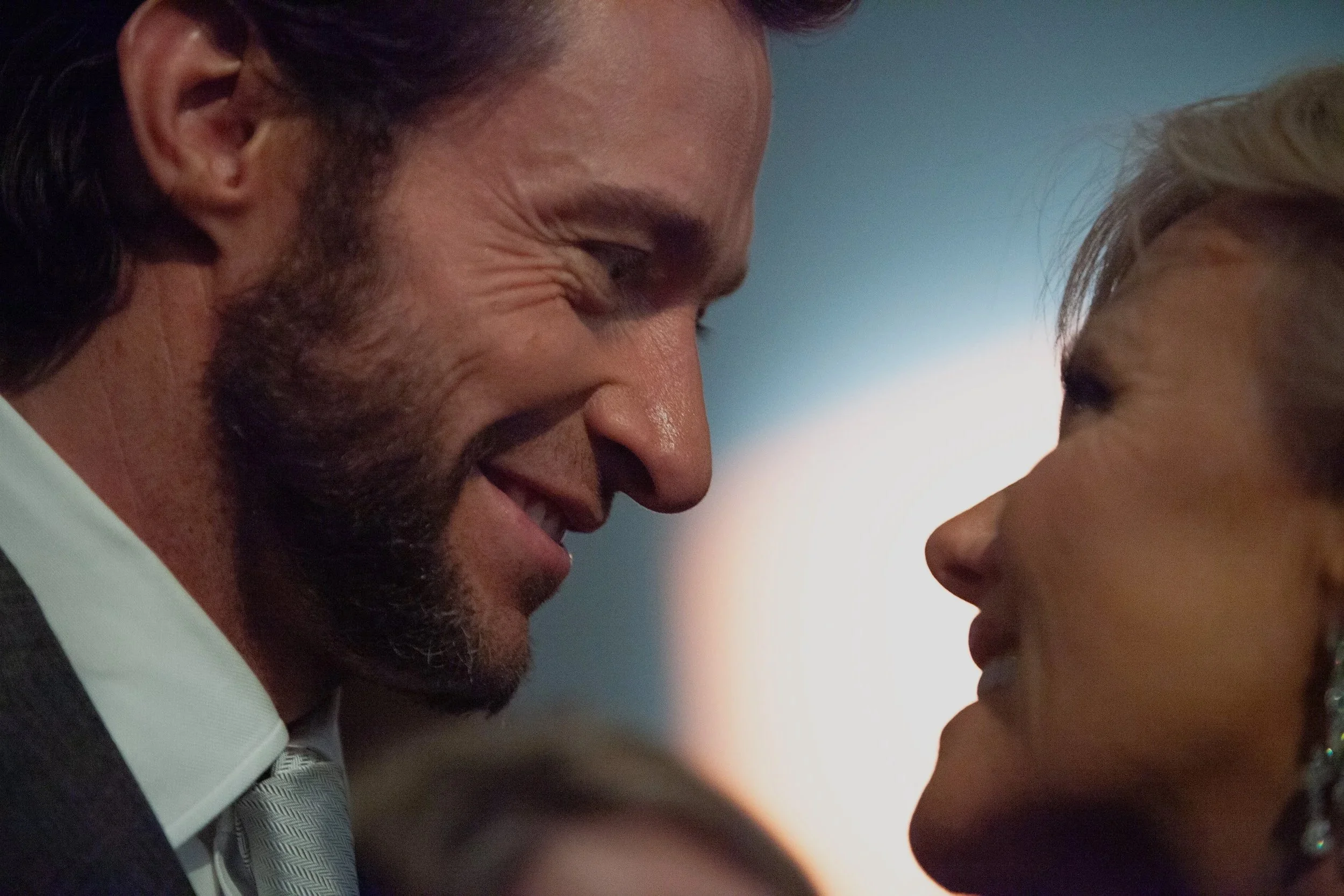 Hugh_Jackman_extreme_close-up_4799_79124.jpg