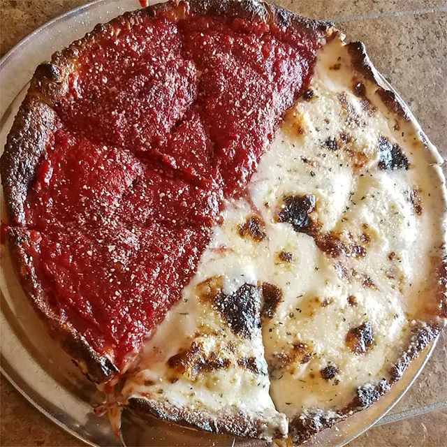 You can get with this, or you can get with that... or you can get both 👌🏼
If you haven&rsquo;t tried our legendary Stephanco Alfredo Pizza, you are missing out. Come in and have one today! Open until 10pm.