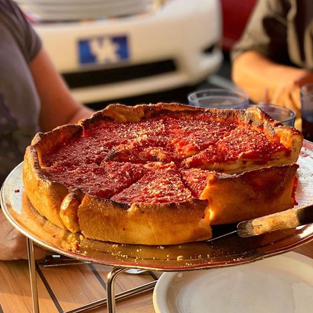 #repost of this gorgeous pie taken by one of our favorite humans 📸@itscodyrose -
-
&ldquo;A little pizza Chicago in Northern Kentucky 🍕 Is my caption too cheesy?&rdquo;