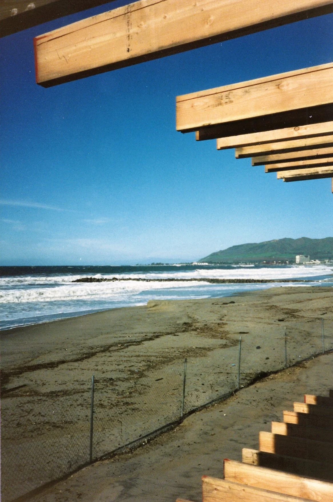 16. Construction Inn on the Beach.jpg