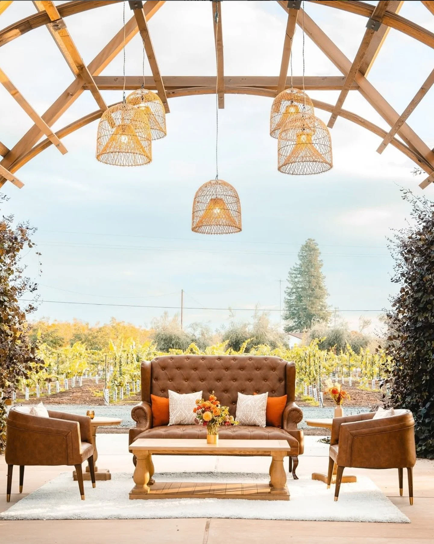 Your venue is beautiful. But what about rentals? 🪑✨

That&rsquo;s where @standardeventrentals comes in - transforming empty spaces into breathtaking celebrations with one of the most extensive luxury rental collections in Gold Country.

From elegant
