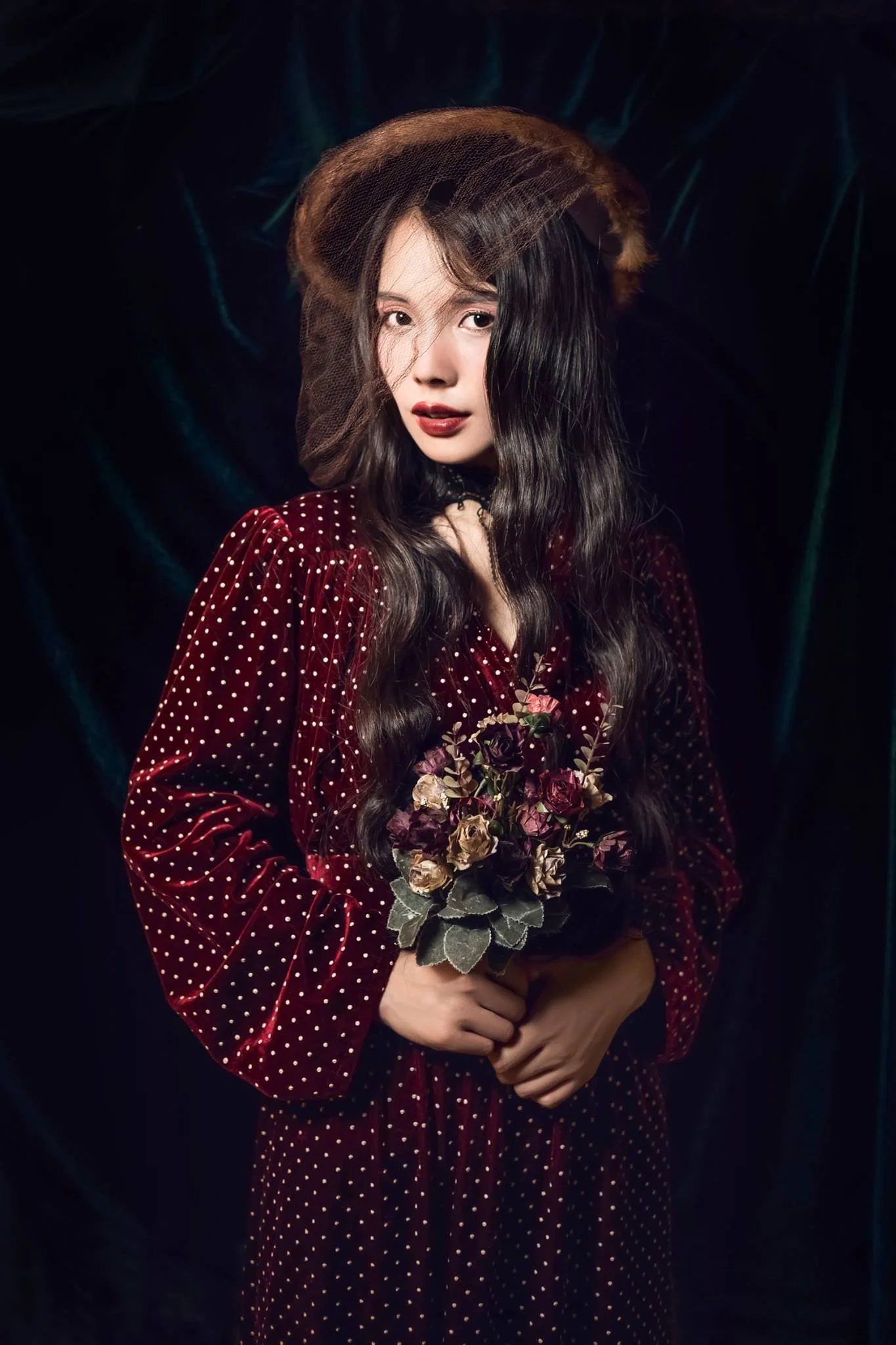 LA BELLA VINTAGE PORTRAIT SESSION - BEIJING, CHINA 