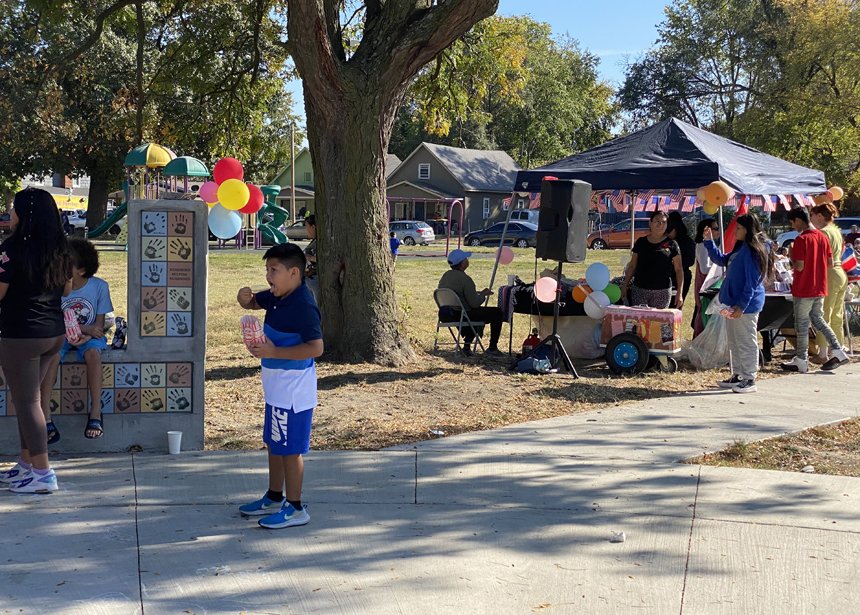 Mutual Aid, Lykins Square Park, East 8th Street and Norton Ave, Kansas City, MO :: 2024 The event included popcorn and popsicles, as well as delicious Mexican food from a neighborhood vendor.