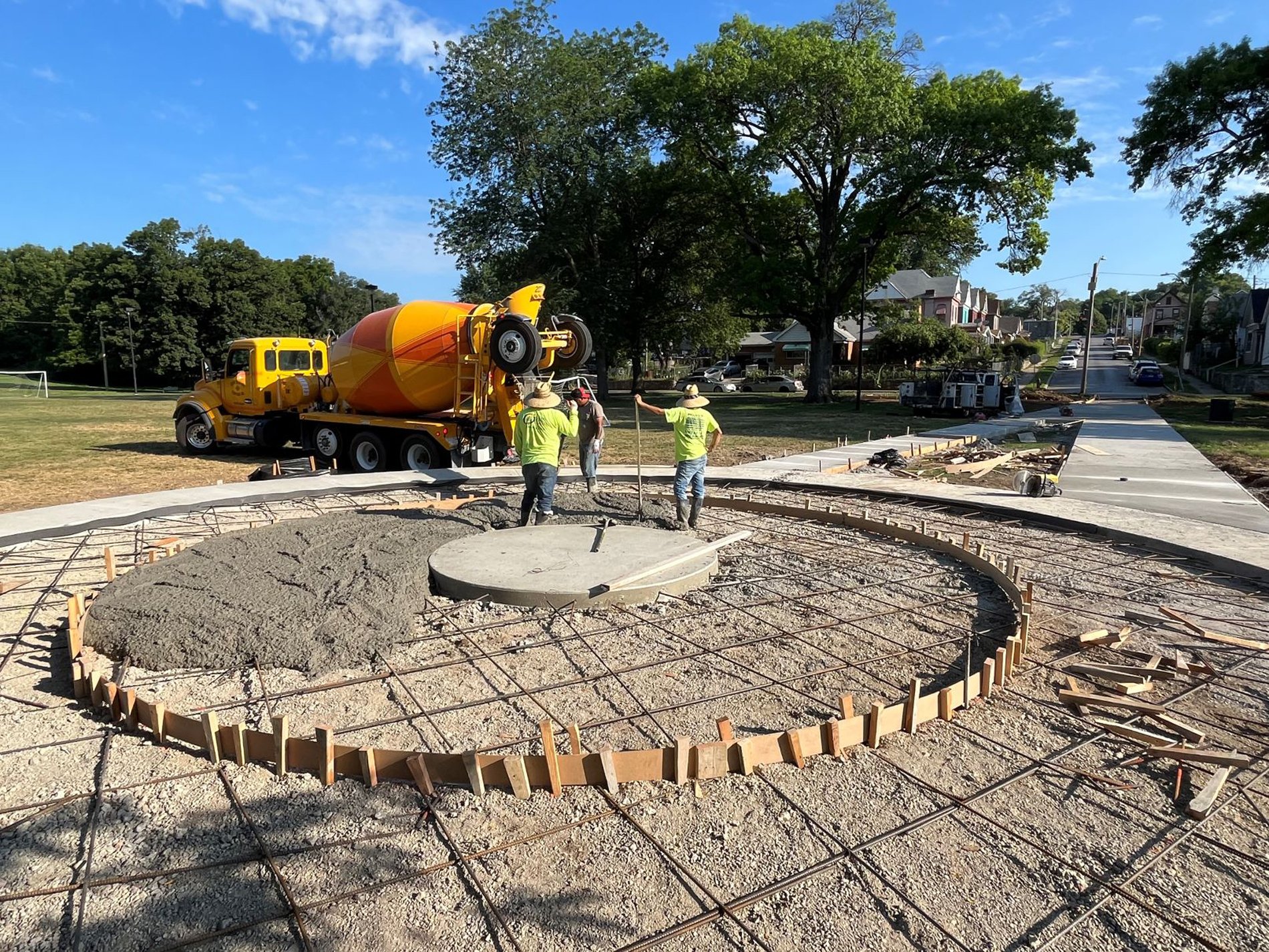 Mutual Aid, Lykins Square Park, East 8th Street and Norton Ave, Kansas City, MO :: 2024 Because of this, the contractor poured concentric sections of the slab in multiple sessions.