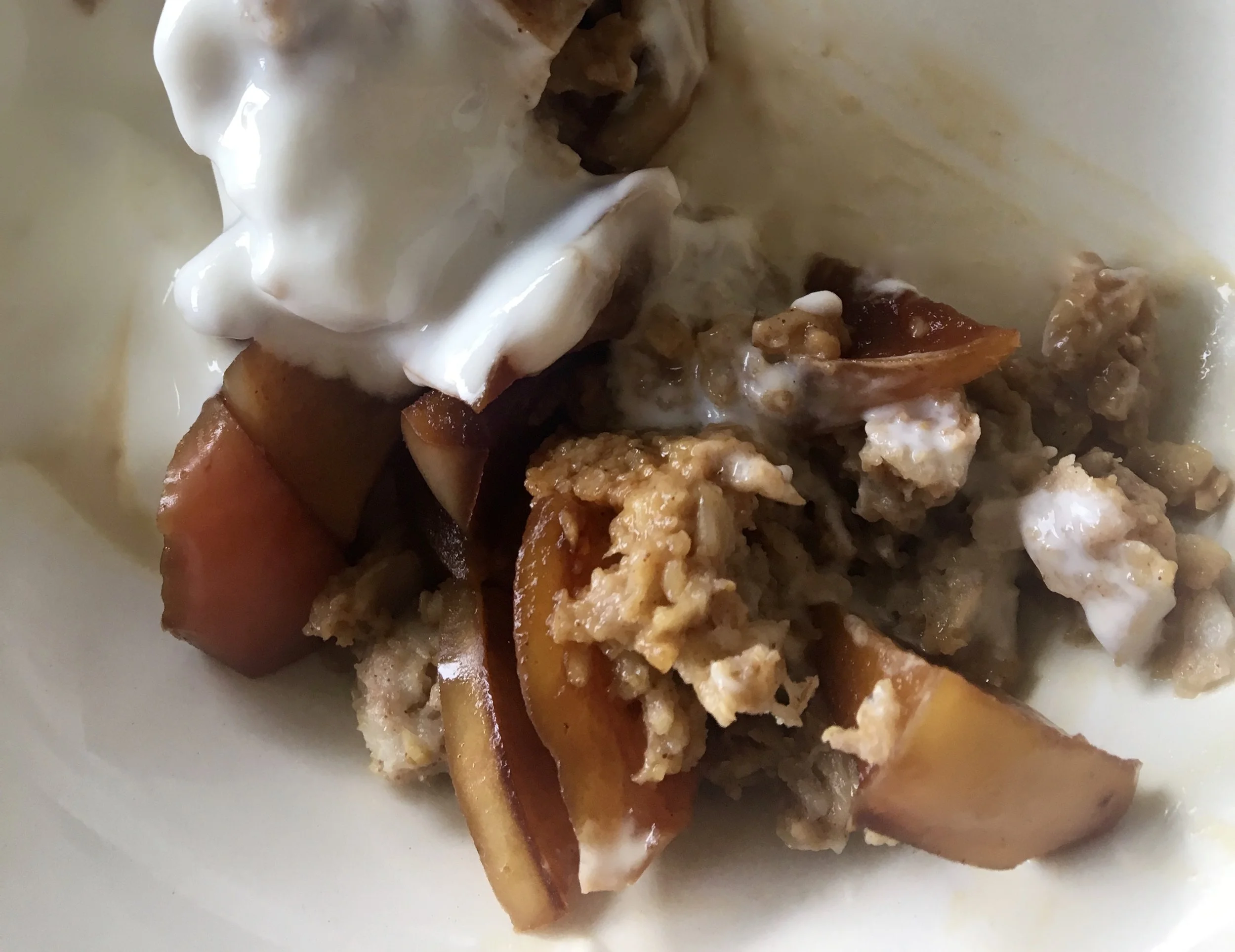 Apple Pie Oatmeal for Breakfast