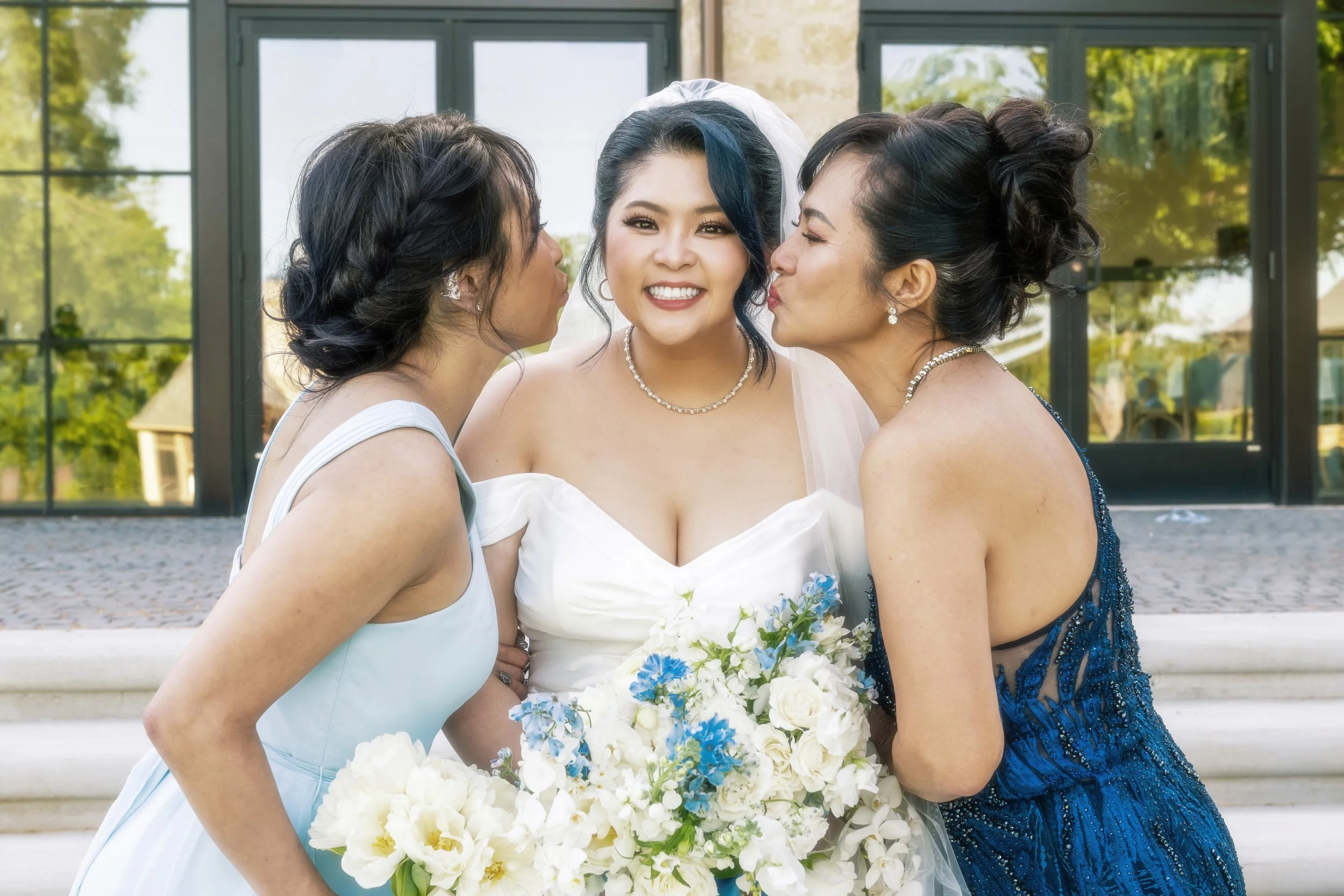 Cassandra & Josh NG Preview Gallery-60.jpg
