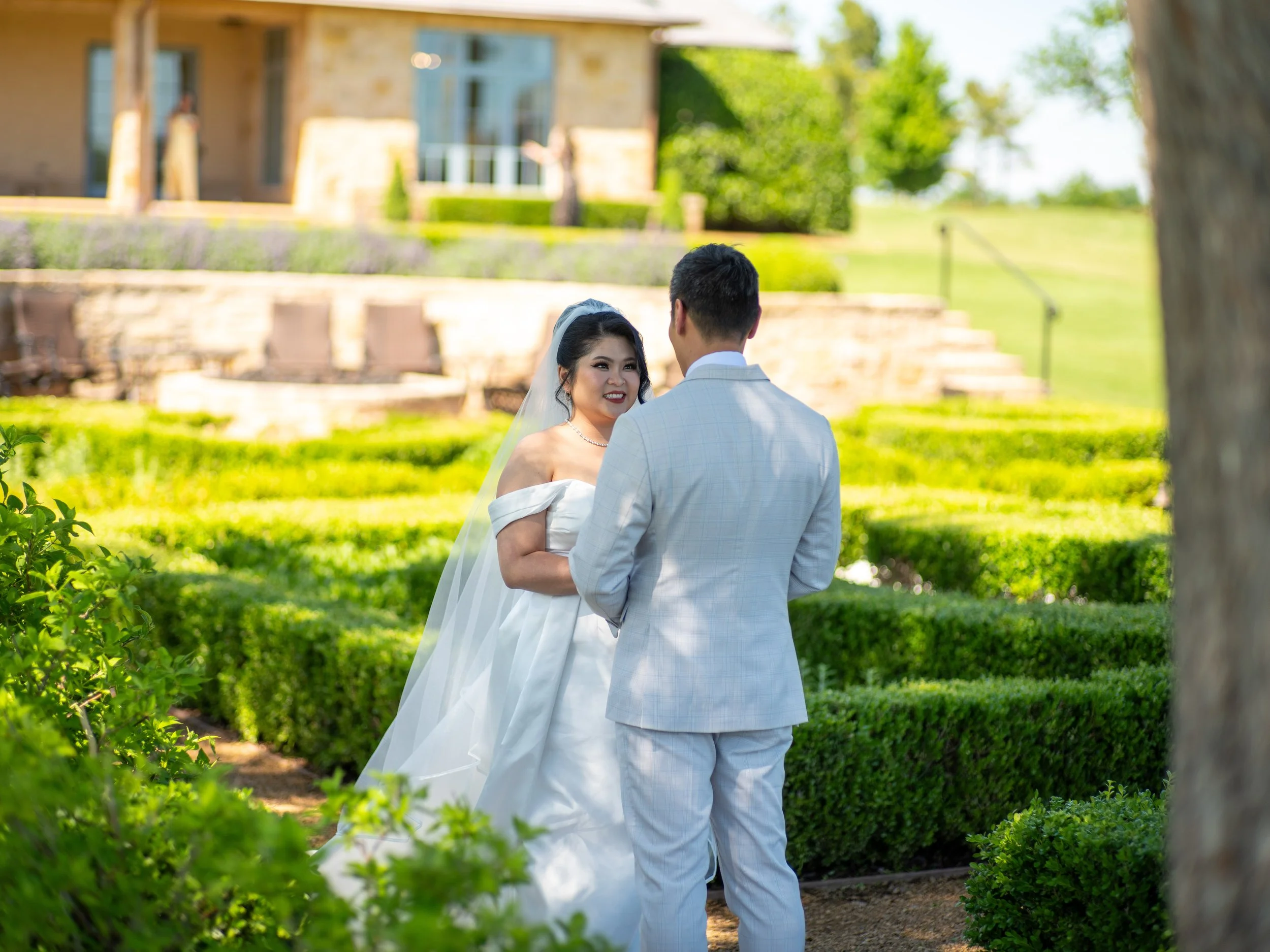 Cassandra and Joshua - First Look-5.jpg