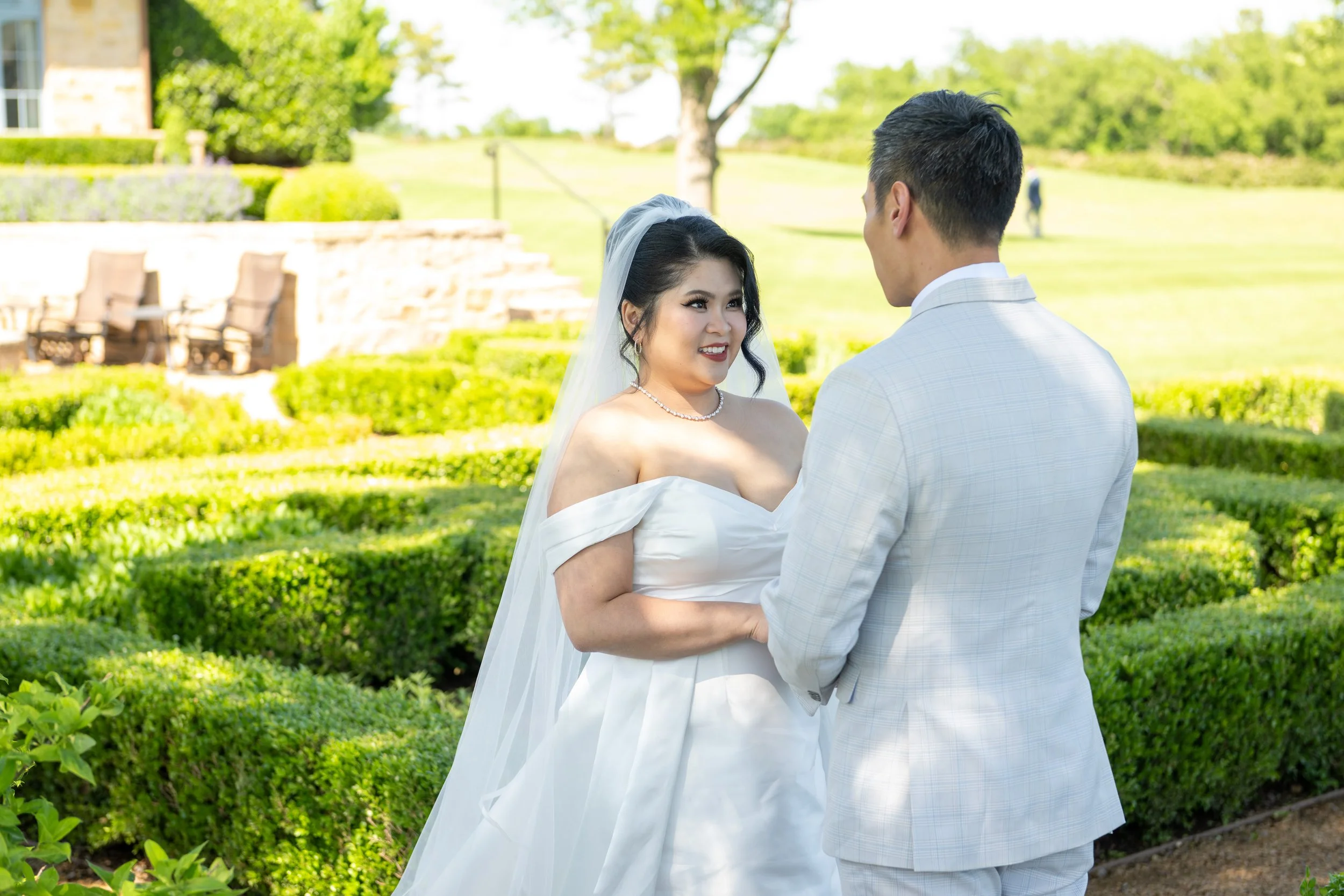Cassandra and Joshua - First Look-9.jpg