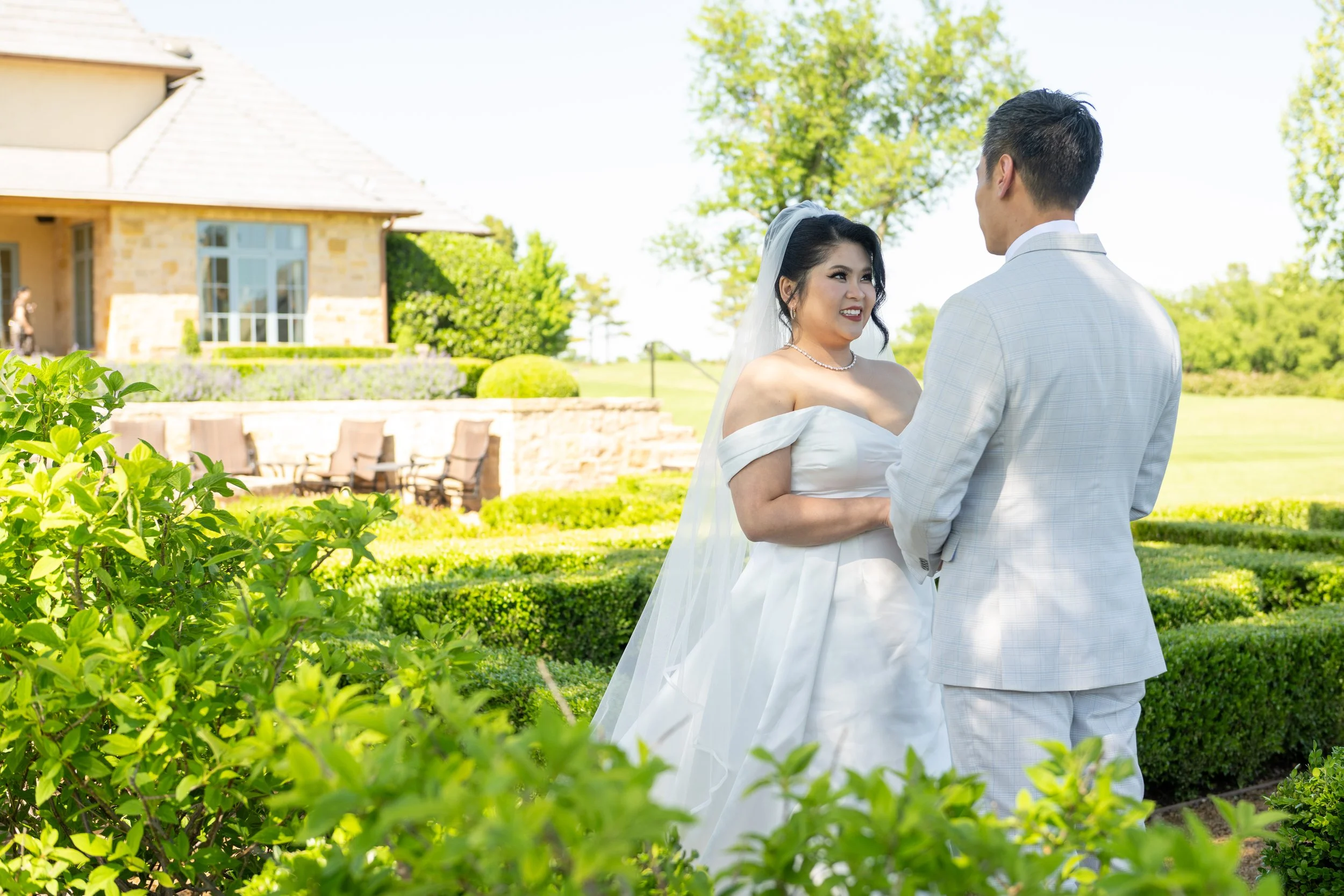 Cassandra and Joshua - First Look-10.jpg