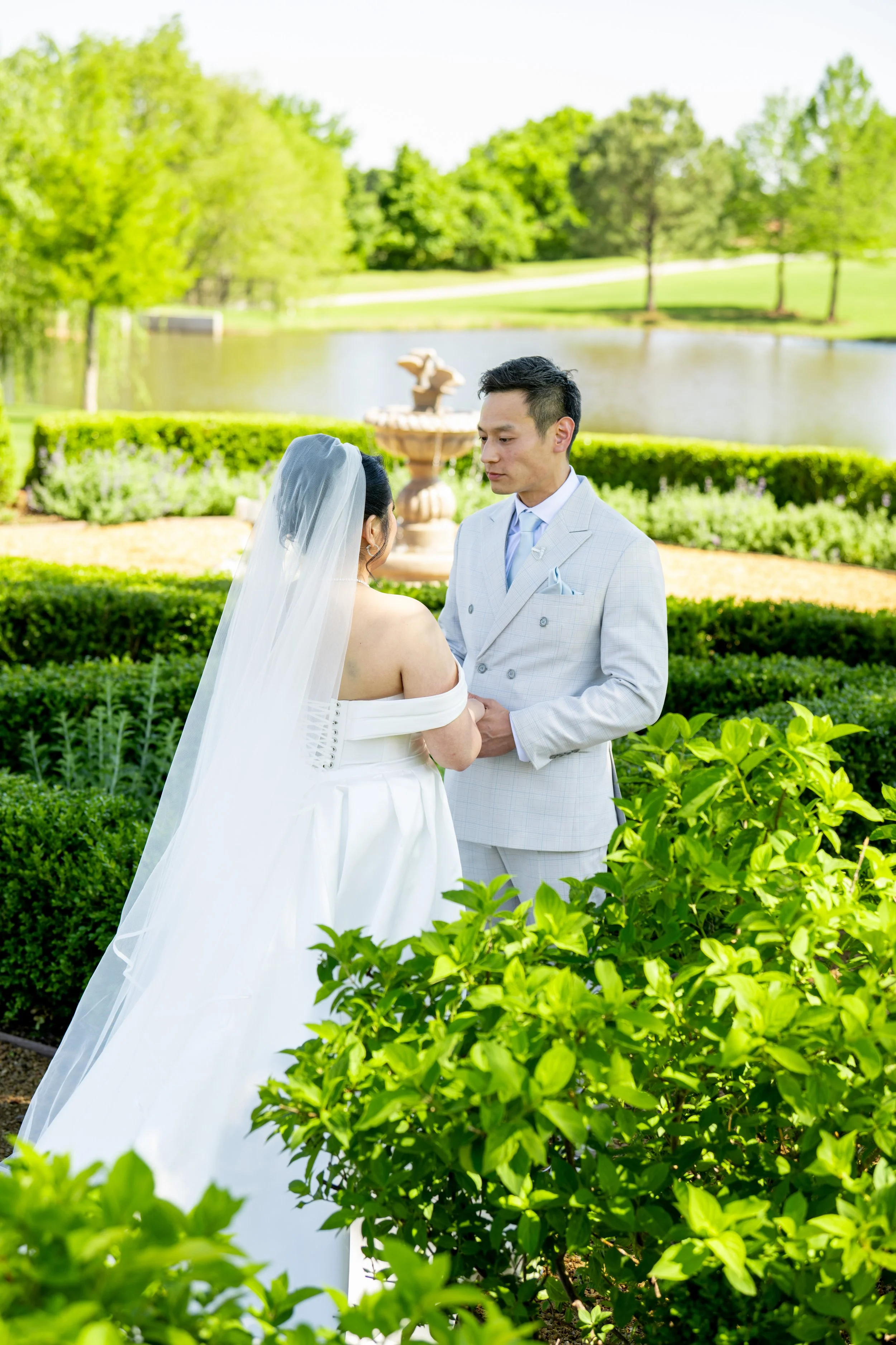 Cassandra and Joshua - First Look-17.jpg