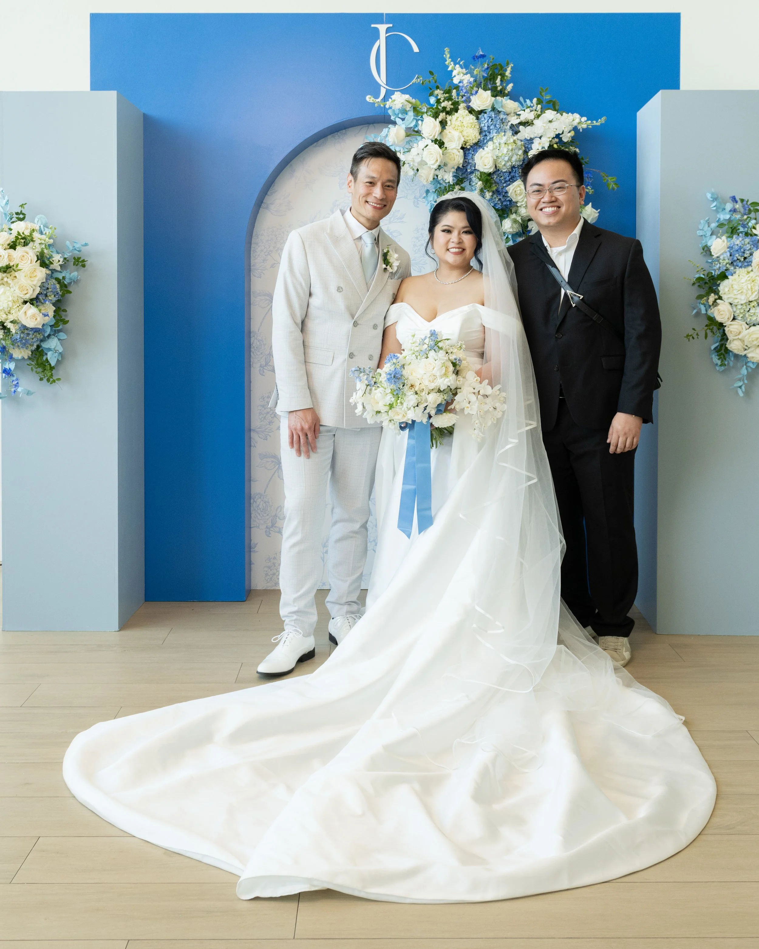 Cassandra and Joshua -Guest Book Portraits-2.jpg