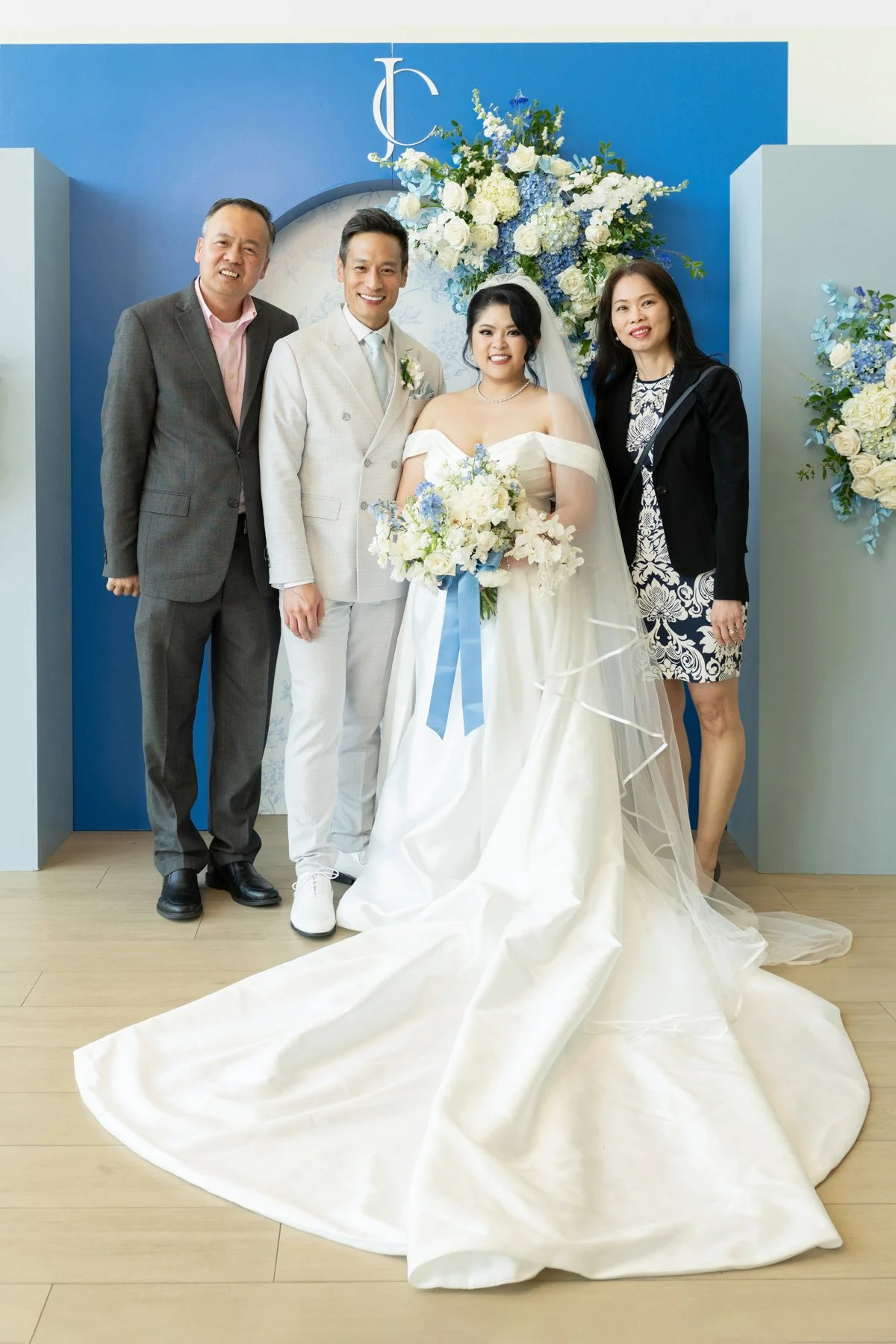 Cassandra and Joshua -Guest Book Portraits-14.jpg