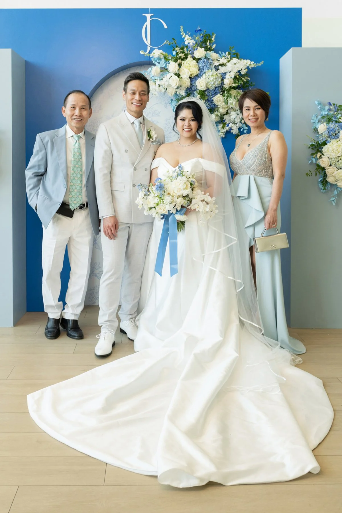 Cassandra and Joshua -Guest Book Portraits-15.jpg