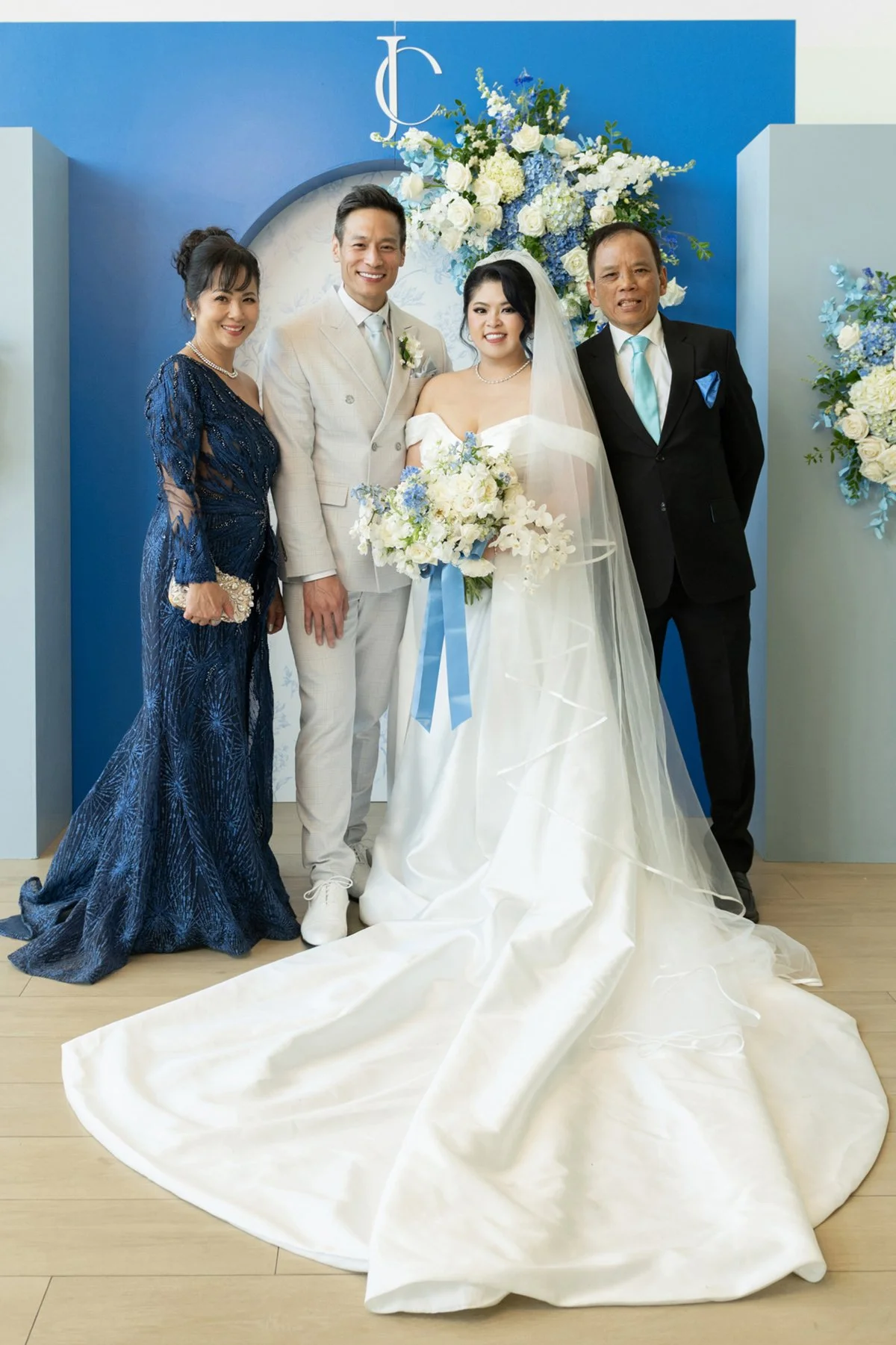 Cassandra and Joshua -Guest Book Portraits-42.jpg