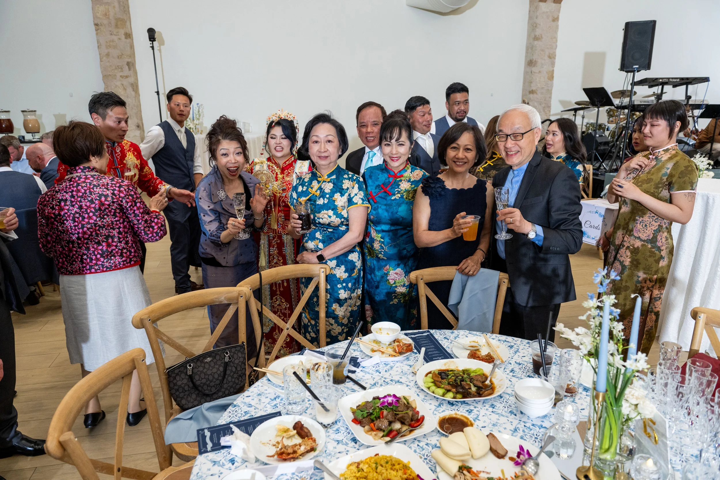Cassandra and Joshua -Table Greetings-195.jpg