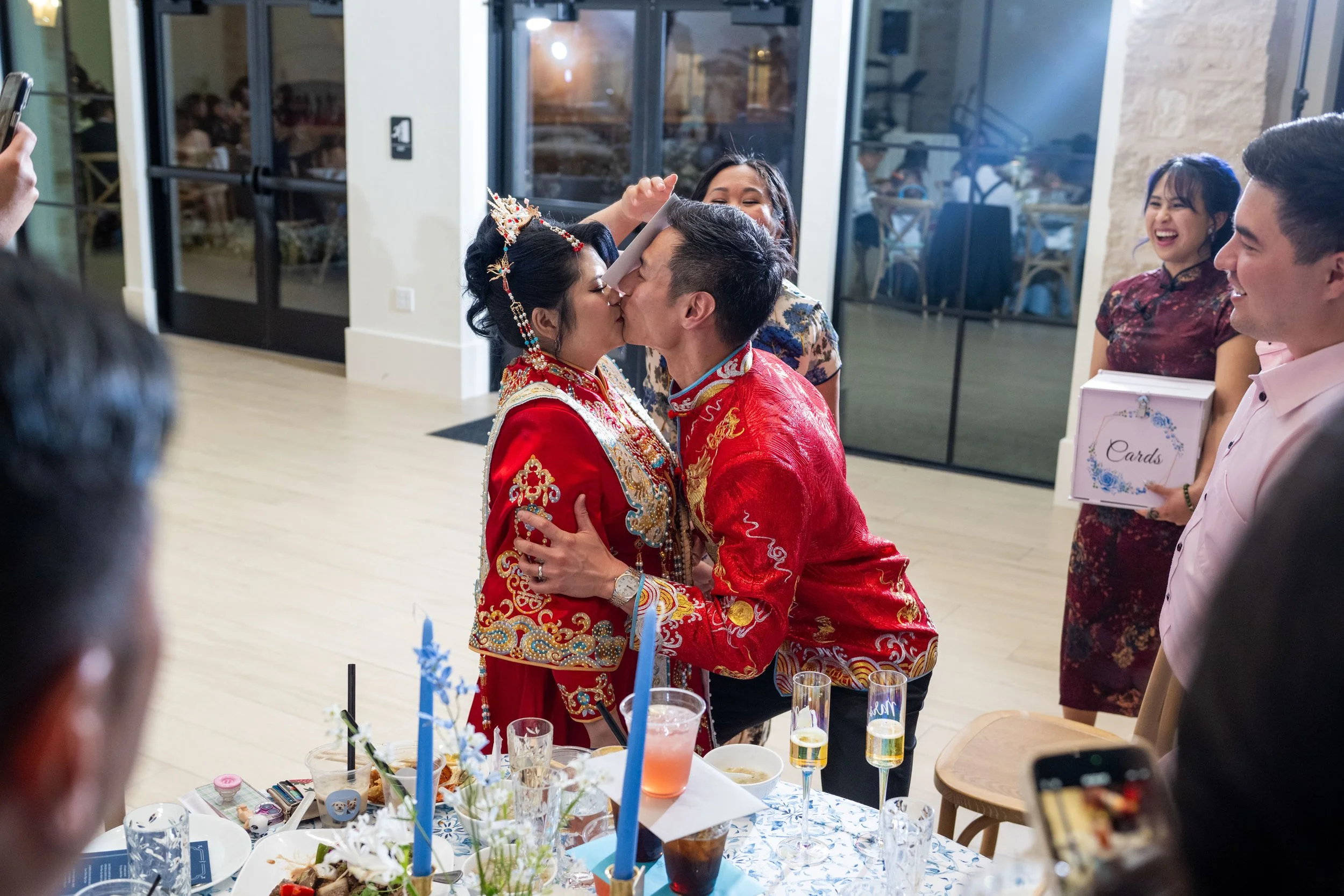 Cassandra and Joshua -Table Greetings-252.jpg