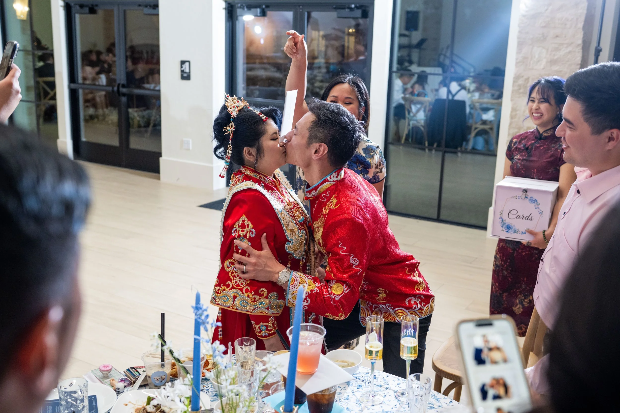 Cassandra and Joshua -Table Greetings-251.jpg