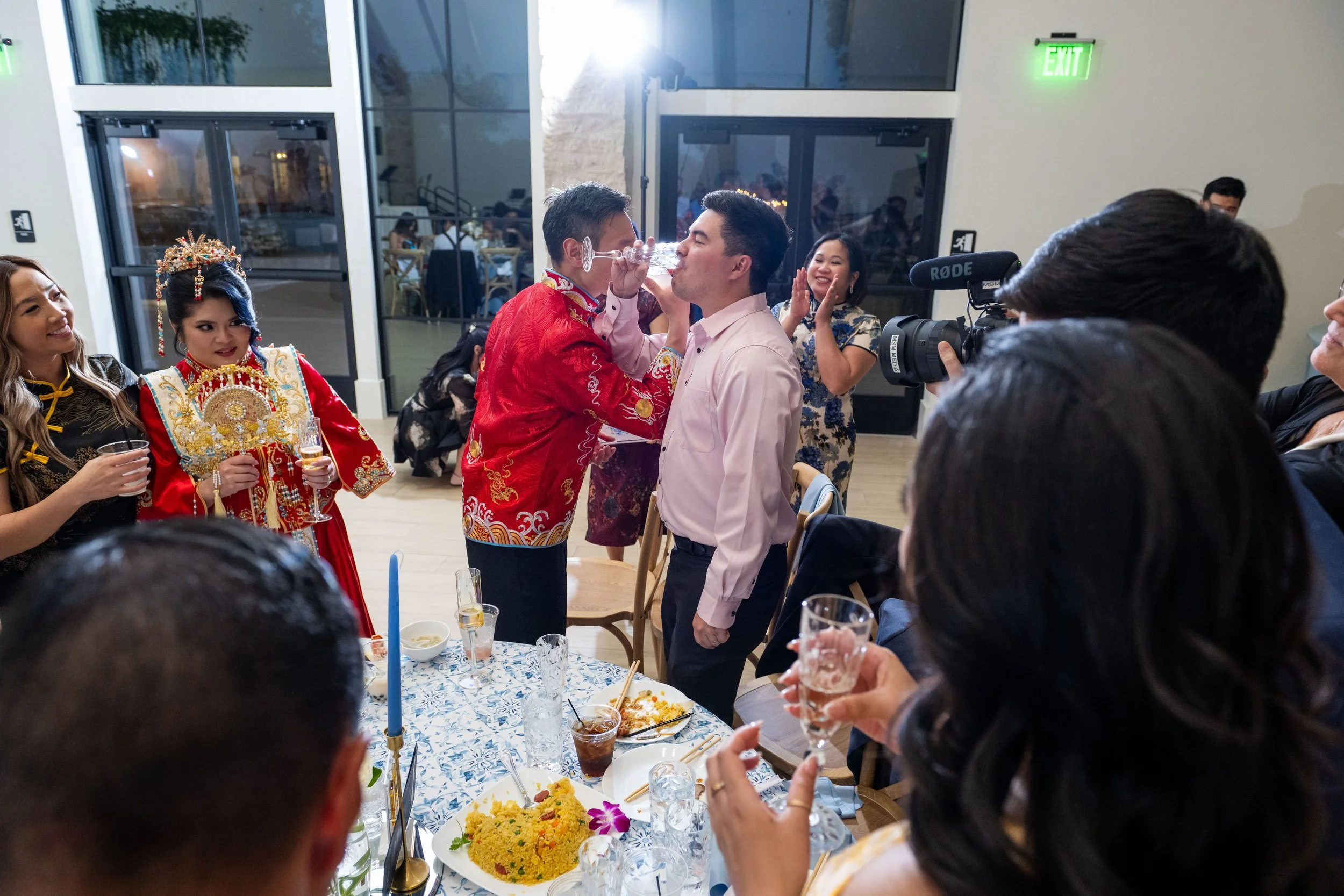 Cassandra and Joshua -Table Greetings-263.jpg