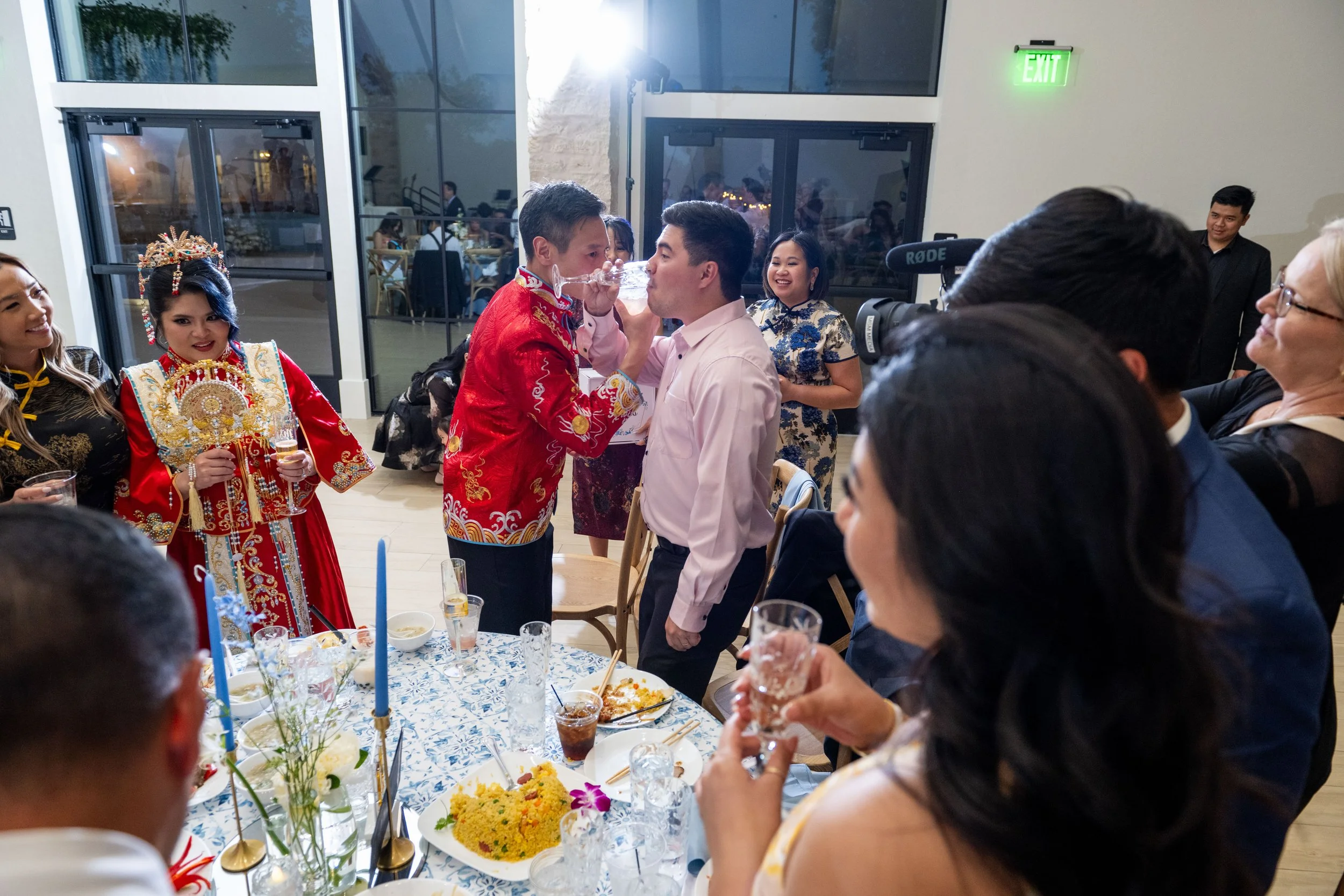 Cassandra and Joshua -Table Greetings-264.jpg