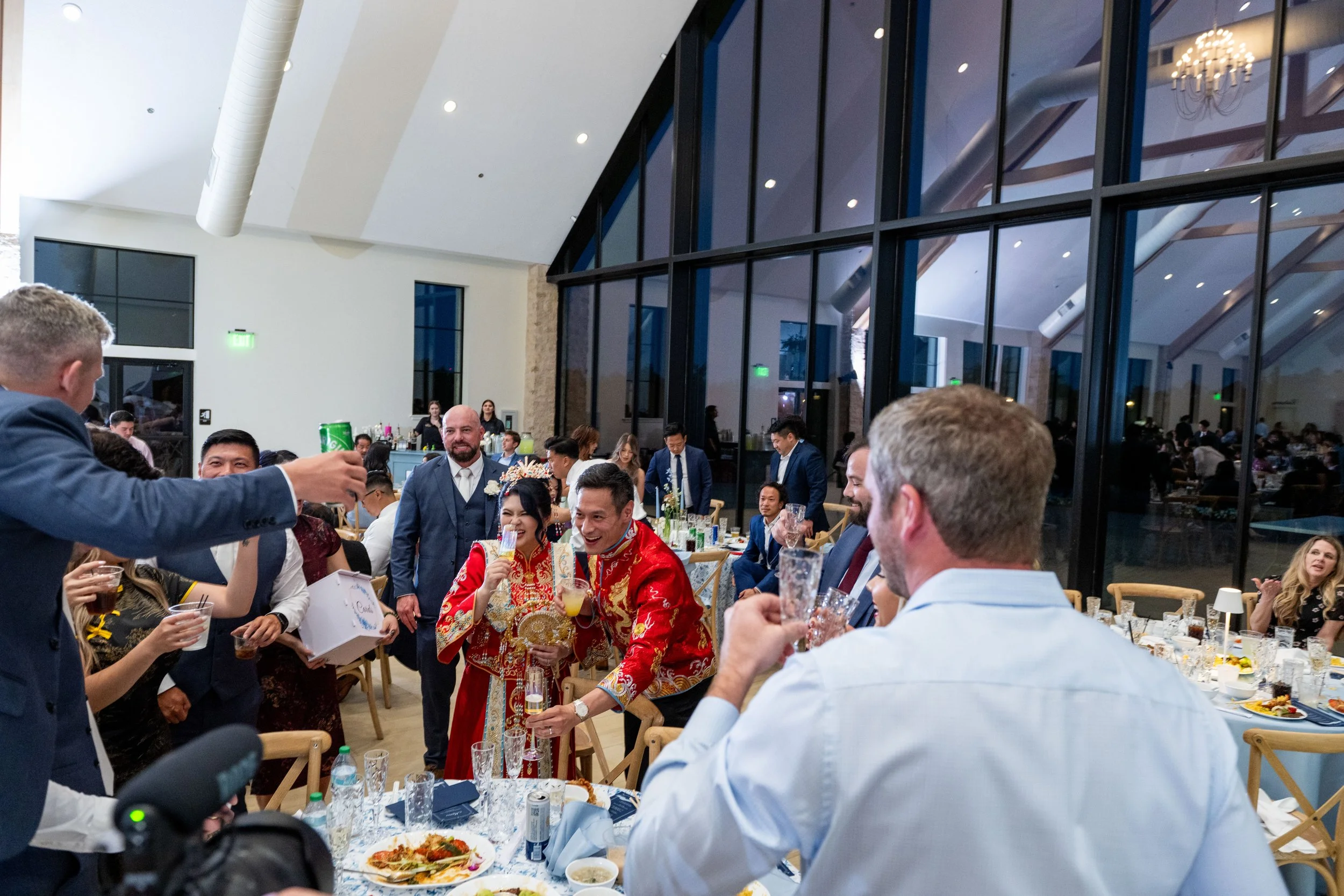 Cassandra and Joshua -Table Greetings-314.jpg