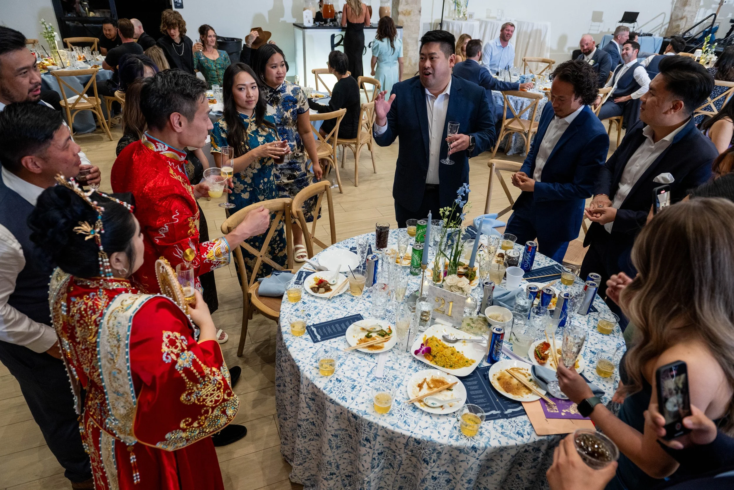 Cassandra and Joshua -Table Greetings-332.jpg