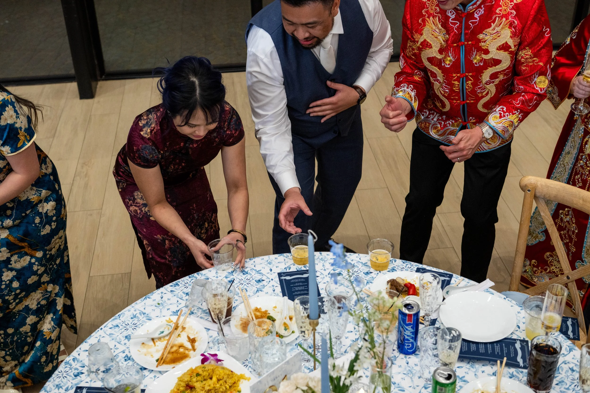 Cassandra and Joshua -Table Greetings-346.jpg