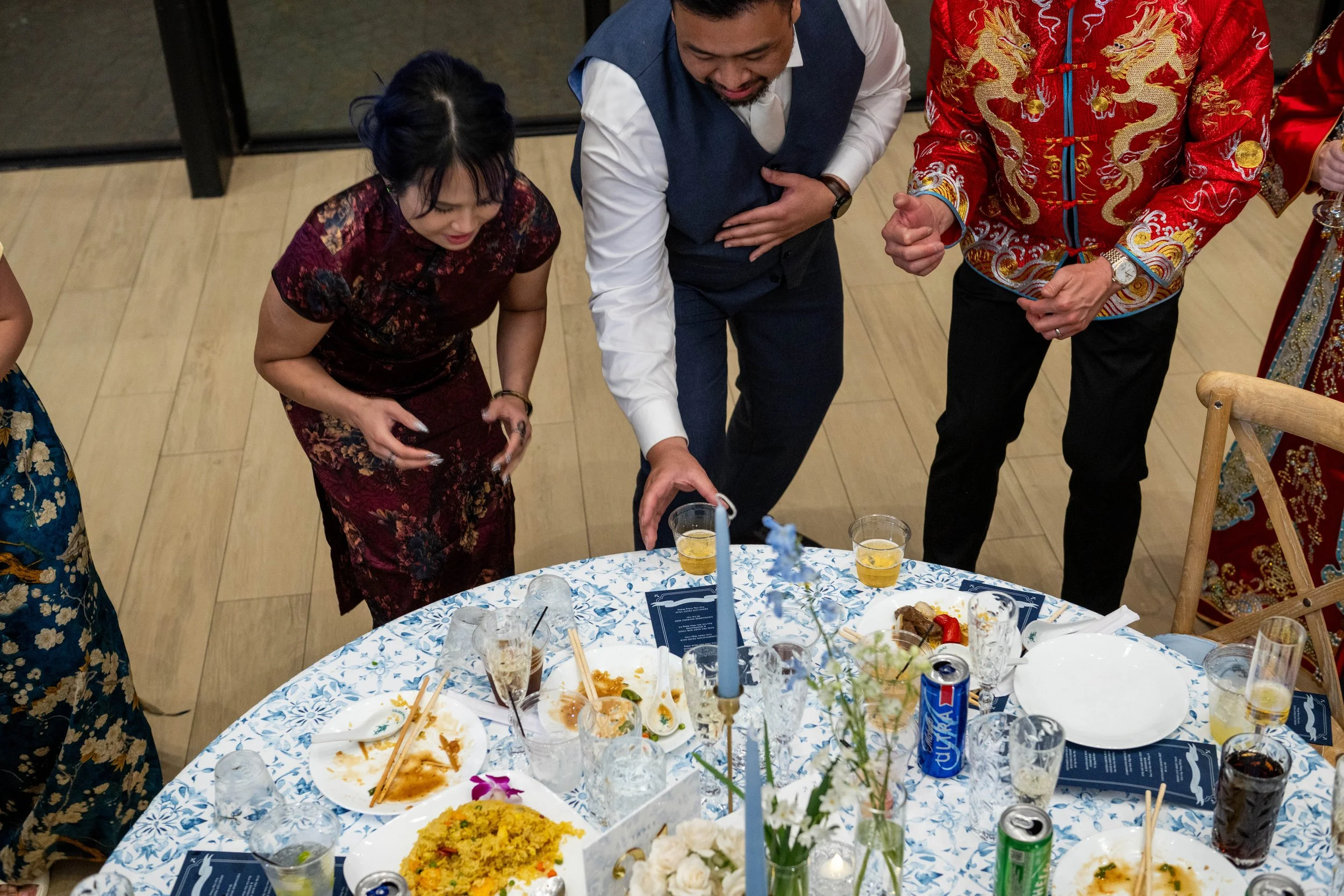 Cassandra and Joshua -Table Greetings-347.jpg