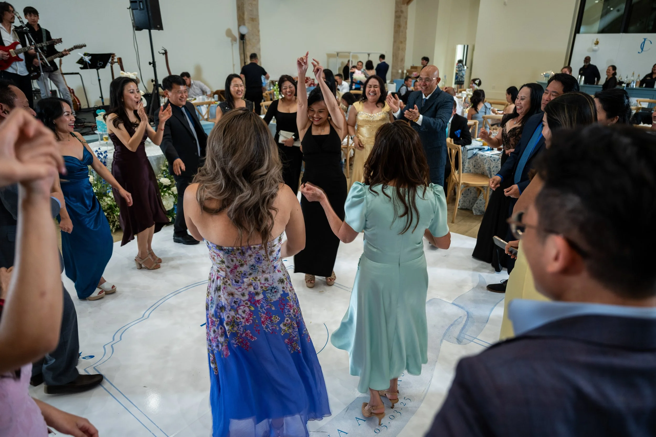 Cassandra and Joshua - Dance Party-16.jpg