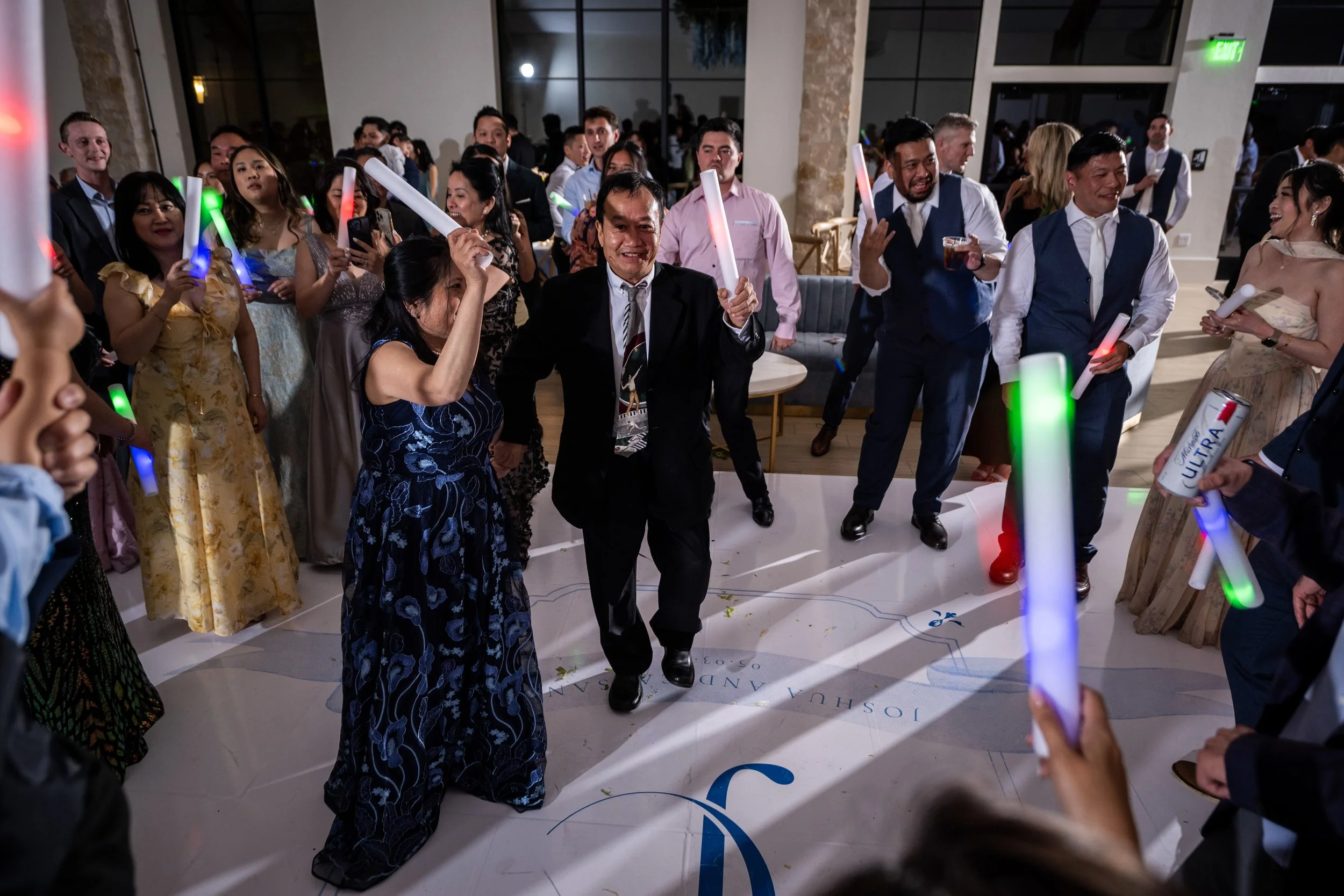 Cassandra and Joshua - Dance Party-211.jpg