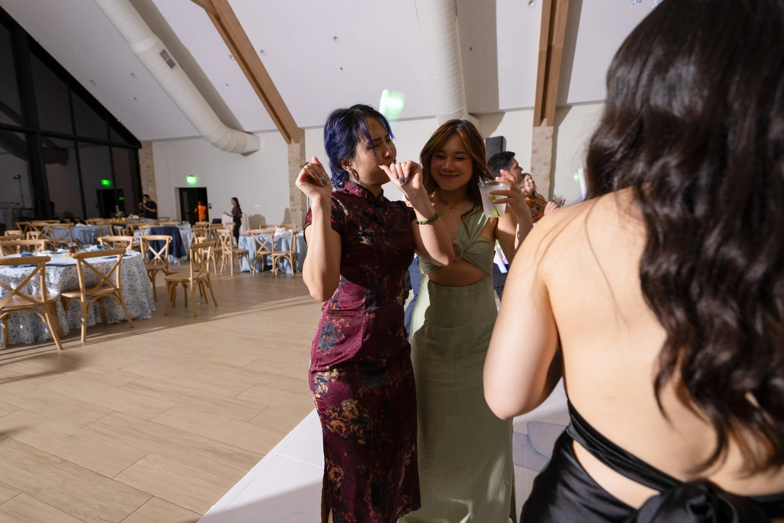 Cassandra and Joshua - Dance Party-500.jpg