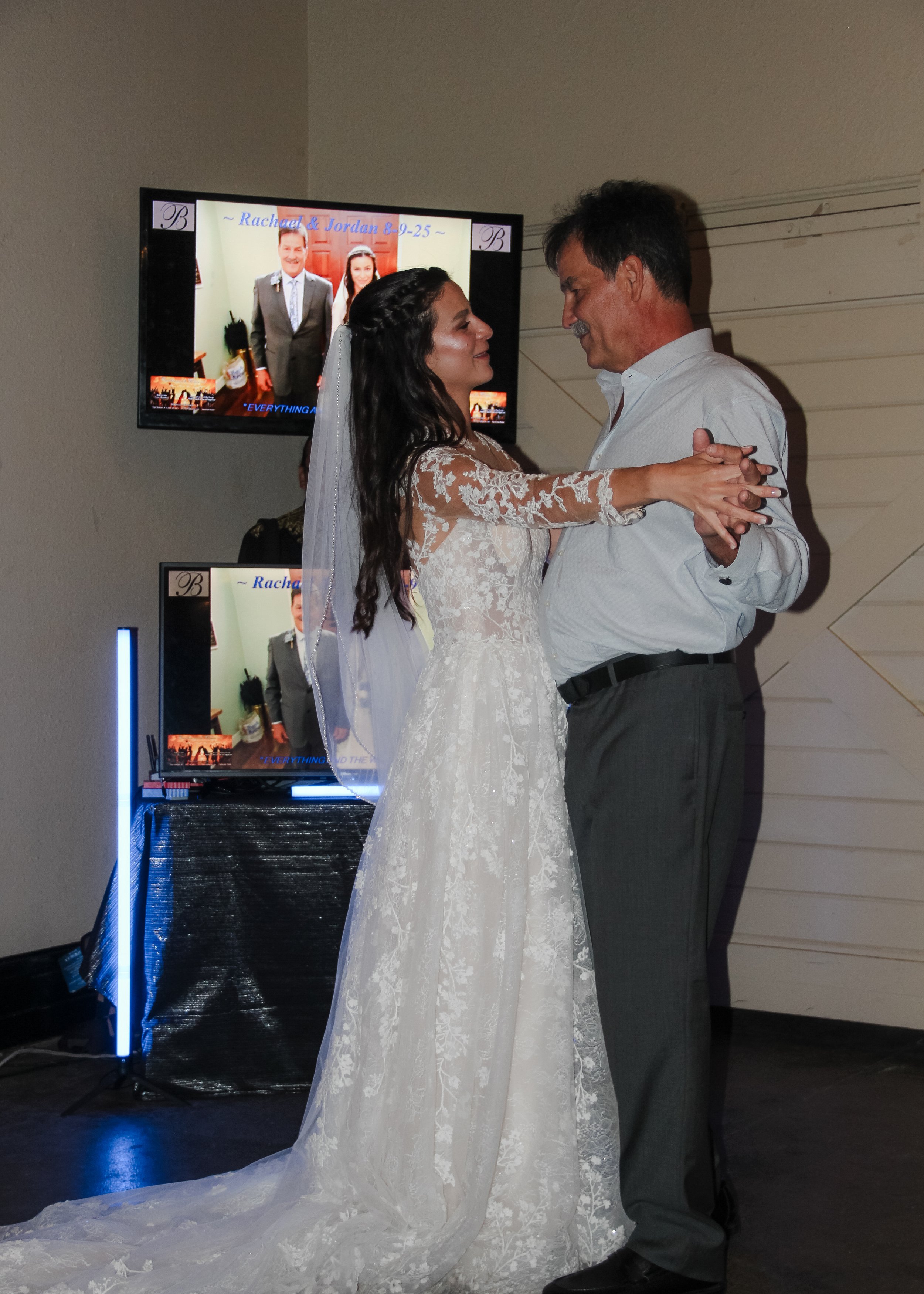 Rachel and Jordan Bauman Wedding - Re-Edited by  STUDIO V-502.jpg