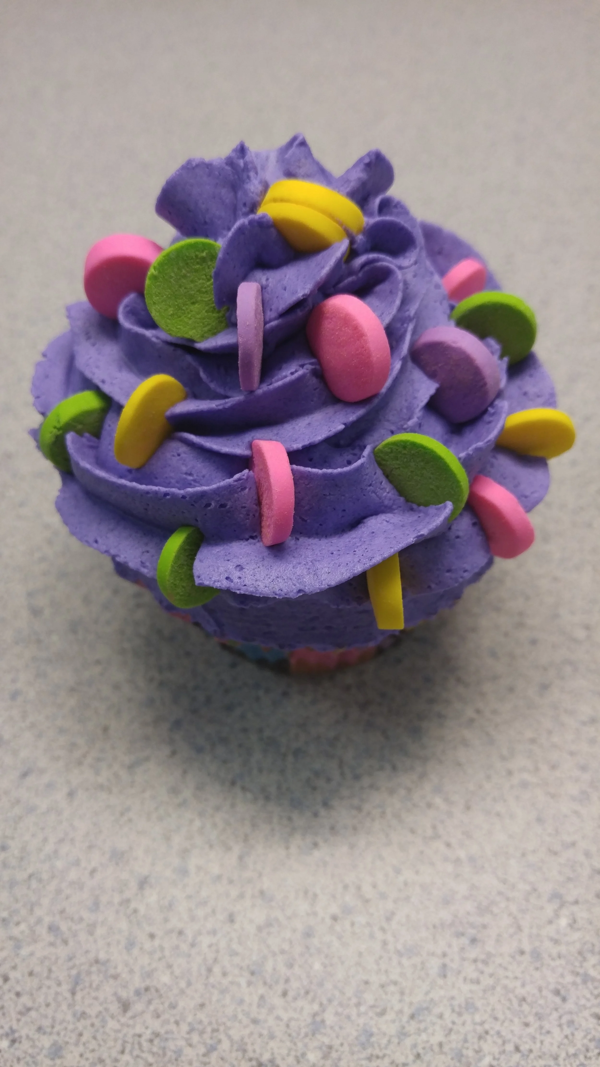 Blueberry Cupcakes w/Blueberry Fill