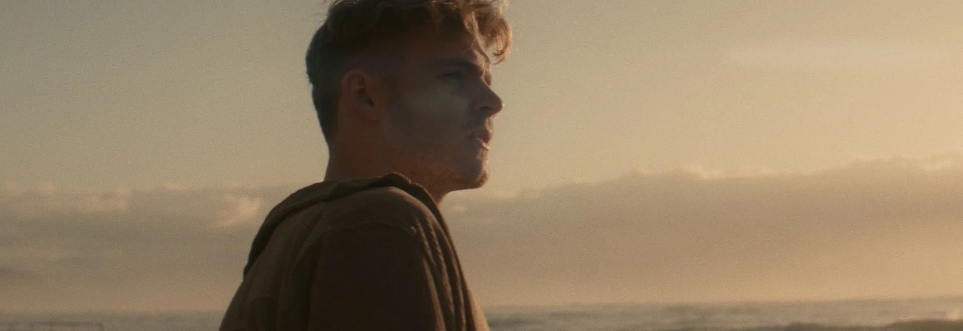 MISS U GRADED STILLS 211104_1.78.1.jpeg