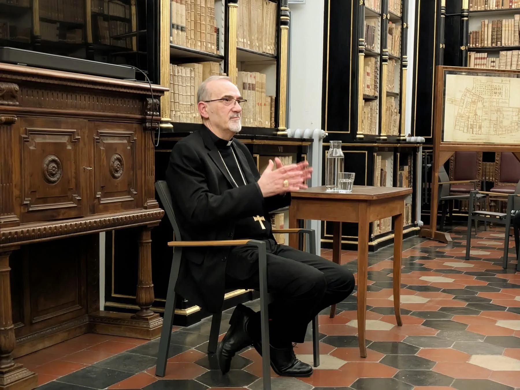 Cardinal Pizzaballa visits the VEC