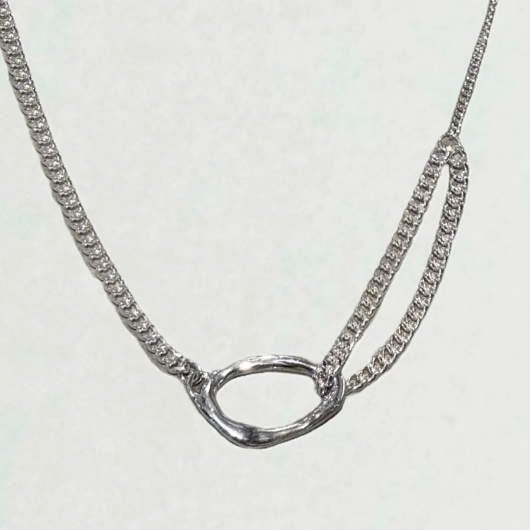 Molten necklace