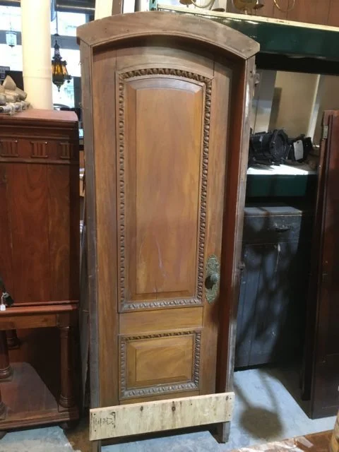 antique-chestnut-door-e1546893904650.jpg