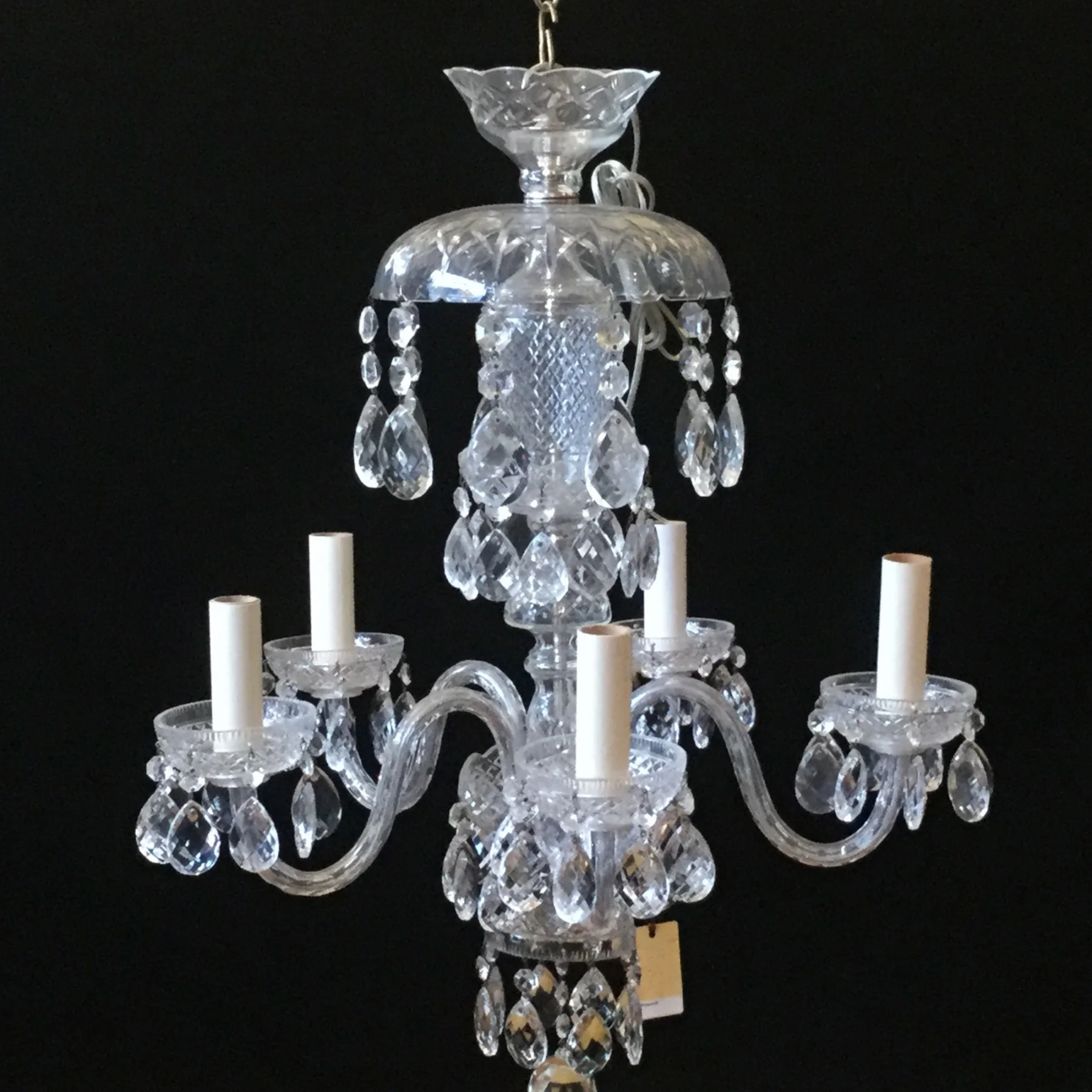 Elaborate crystal chandelier - 3.jpeg