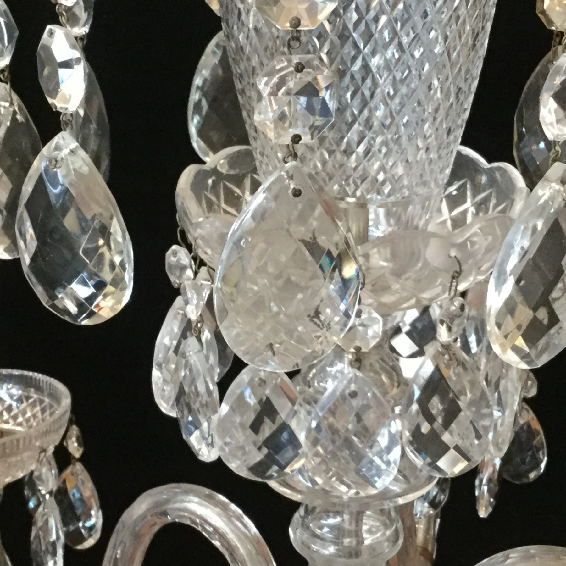 Elaborate crystal chandelier - 5.jpeg