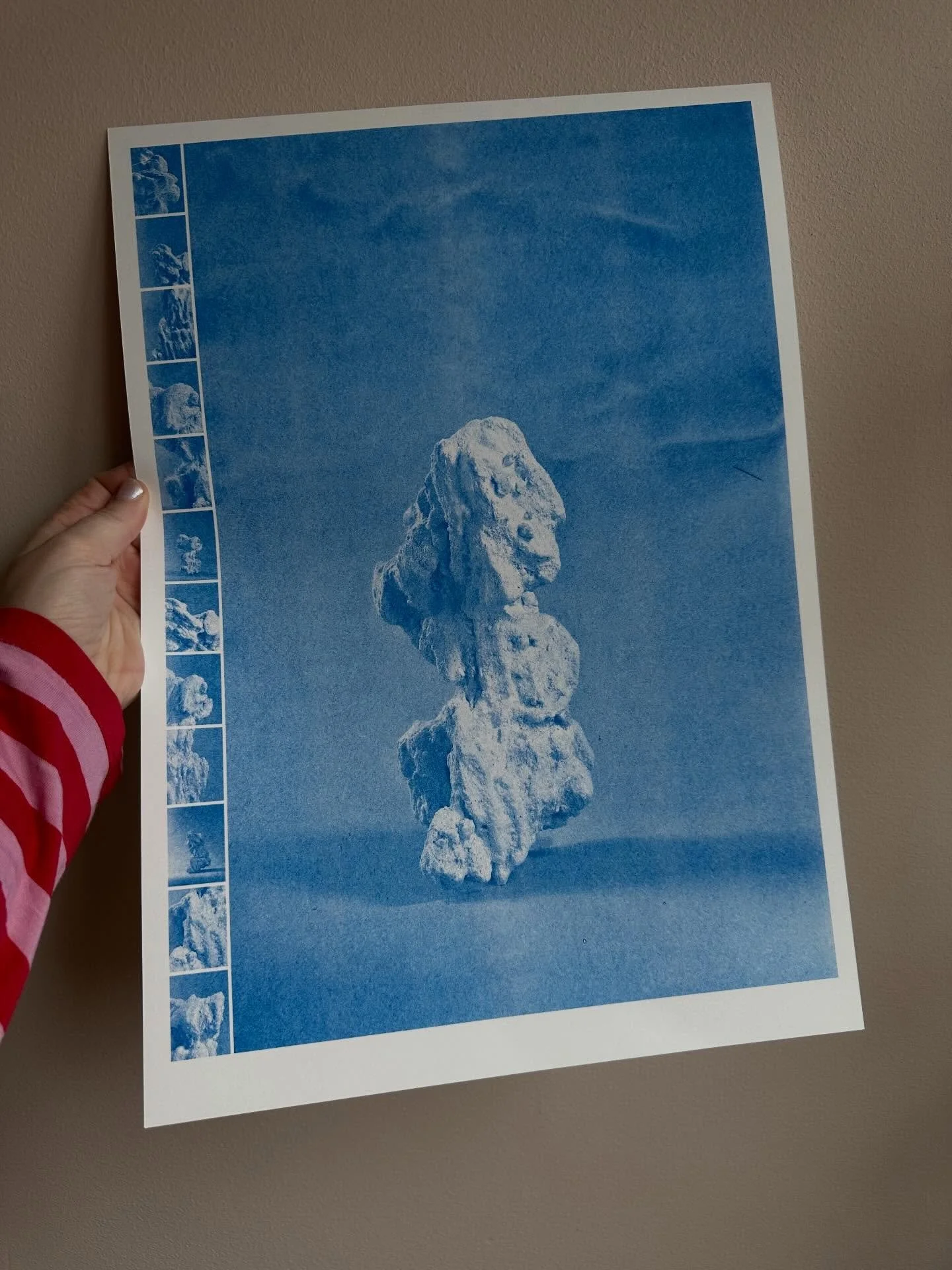 Kunstner Monica Flakk har med riso prints til salgs i morgen p&aring; release p&aring; museet. Lekre eller?! Vi begynner presis 15:30 og det er mye fint &aring; kj&oslash;pe, mye museum &aring; se og overdrevne mengder kake &aring; spise, s&aring; ko