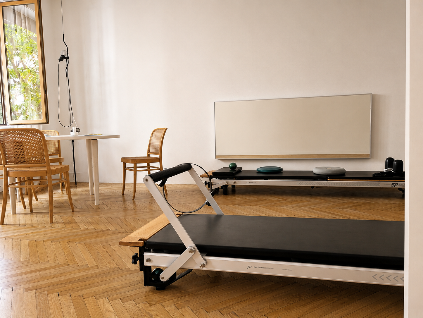 Studio Teodosio Pilates a Milano con Reformer per lezioni individuali su appuntamento.