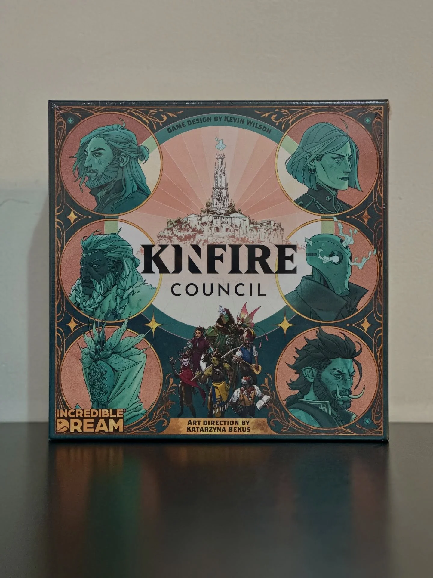 Compete to rebuild the great city of Din&rsquo;Lux and defend it from many dangers 🏰
&bull;
&bull;
&bull;
Kinfire Council is a competitive game of strategy and politics. As a member of the Council, you&rsquo;ve been charged with rebuilding the great