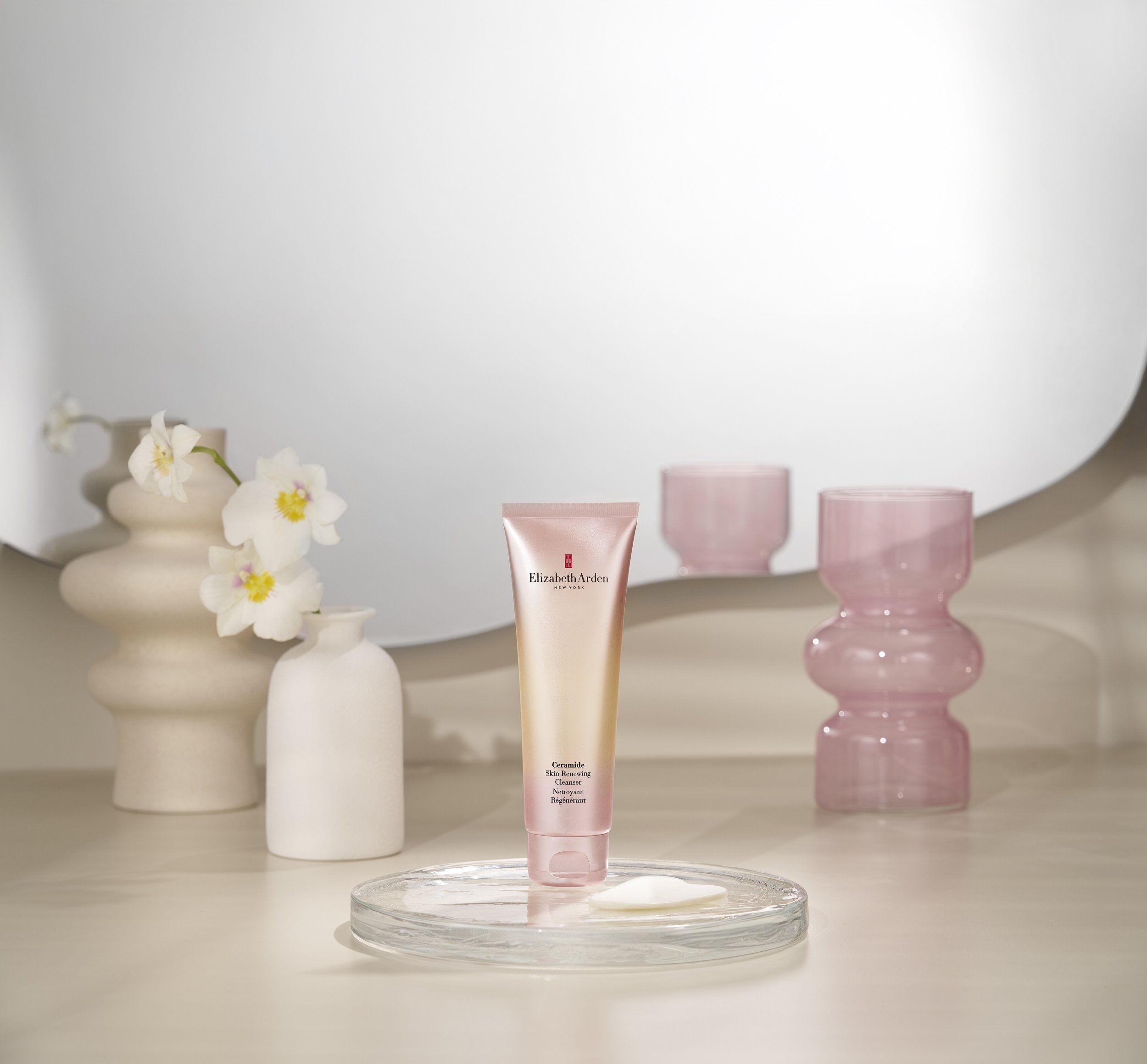 21_Ceramide_Renewing_Cleanser_0163_150RGB.jpg