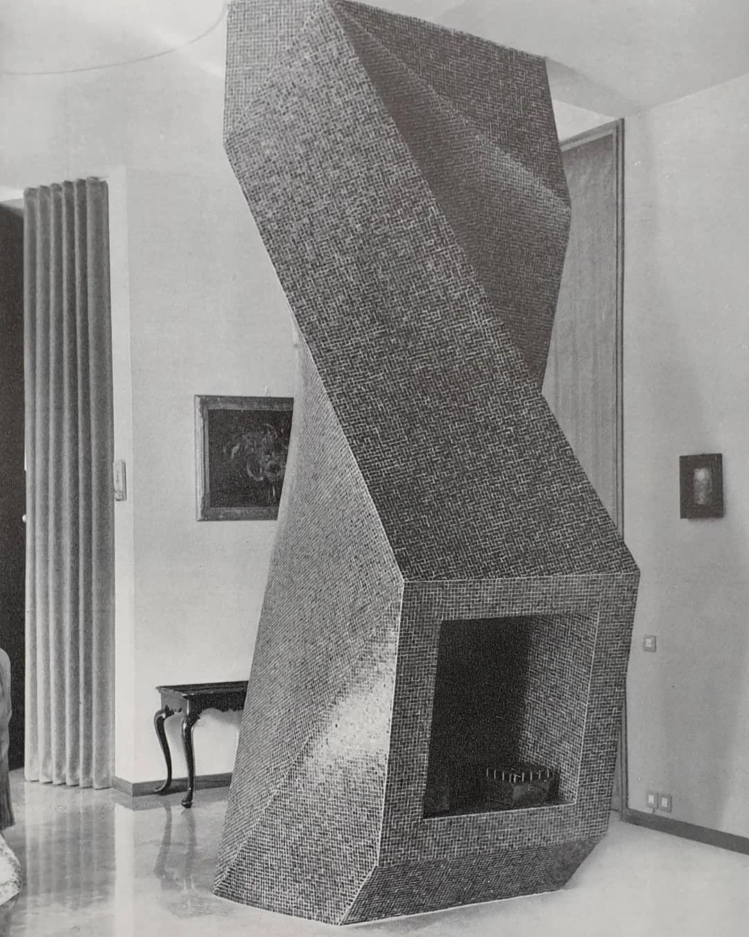 Giuseppe Pizzigoni - Fireplace