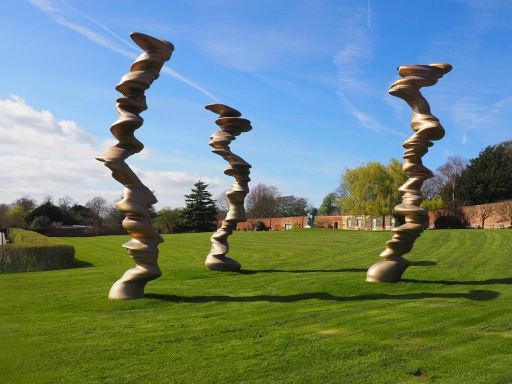 Tony Cragg -1.jpg