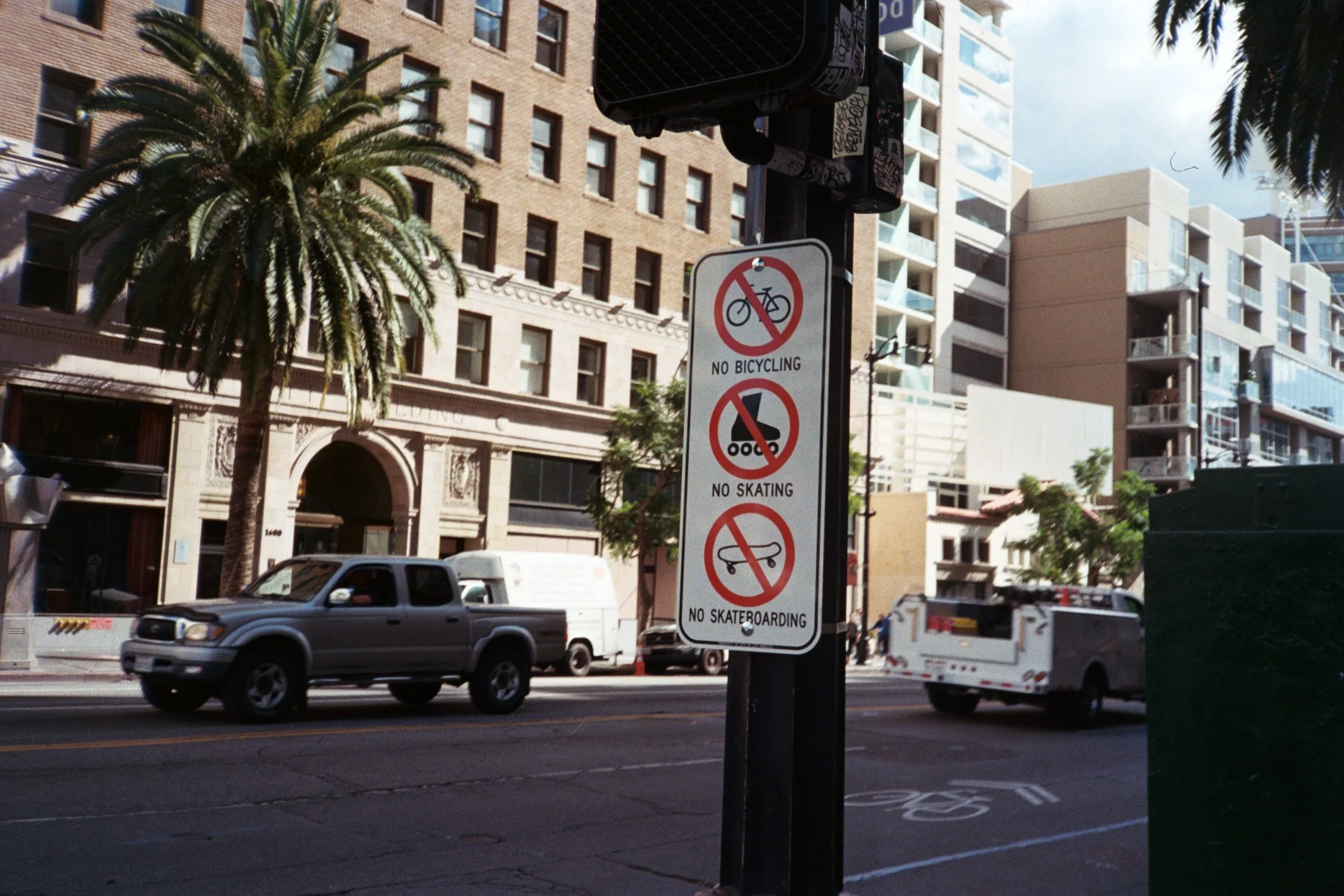 AA016.jpg