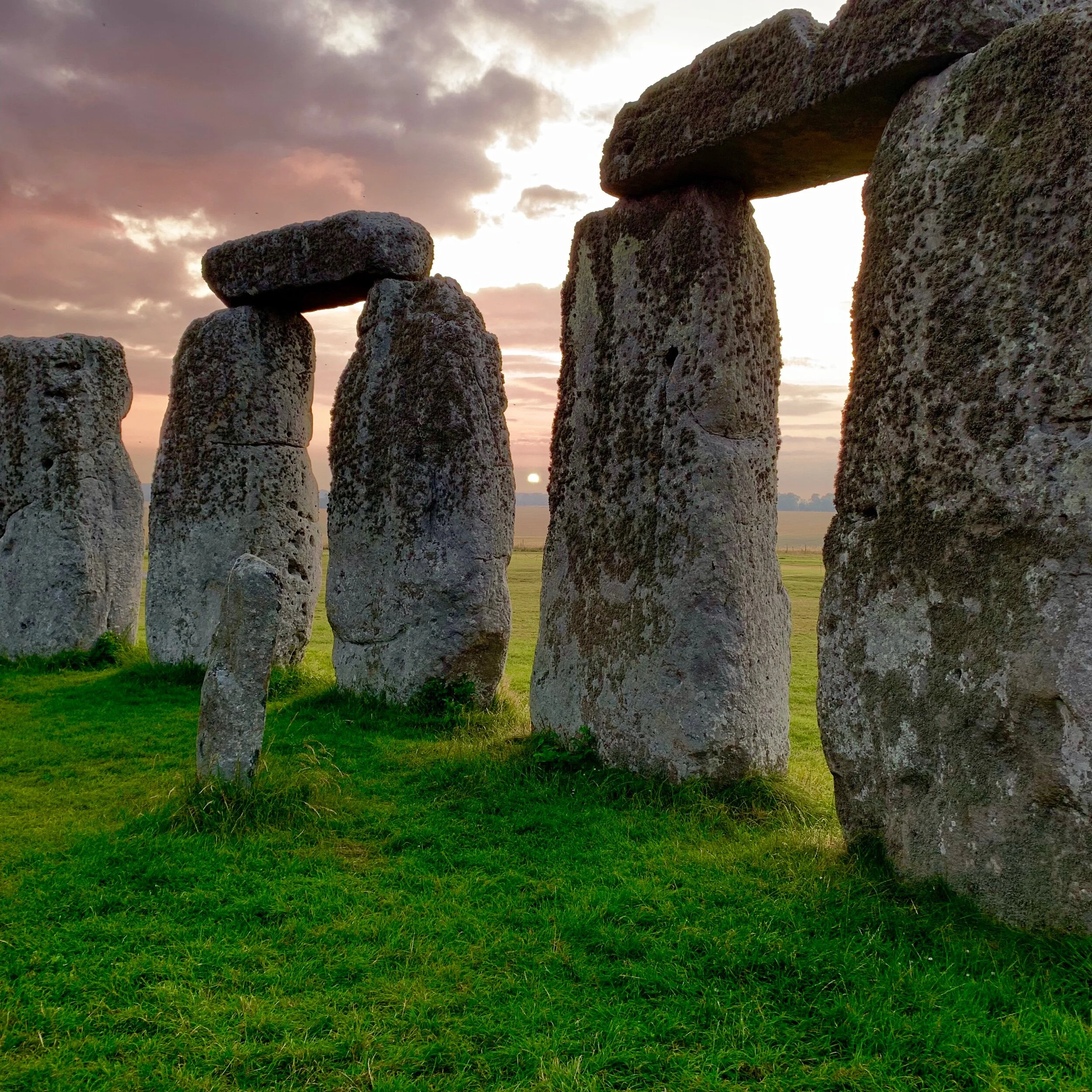 stonehenge : our sunrise Stone Circle Access experience