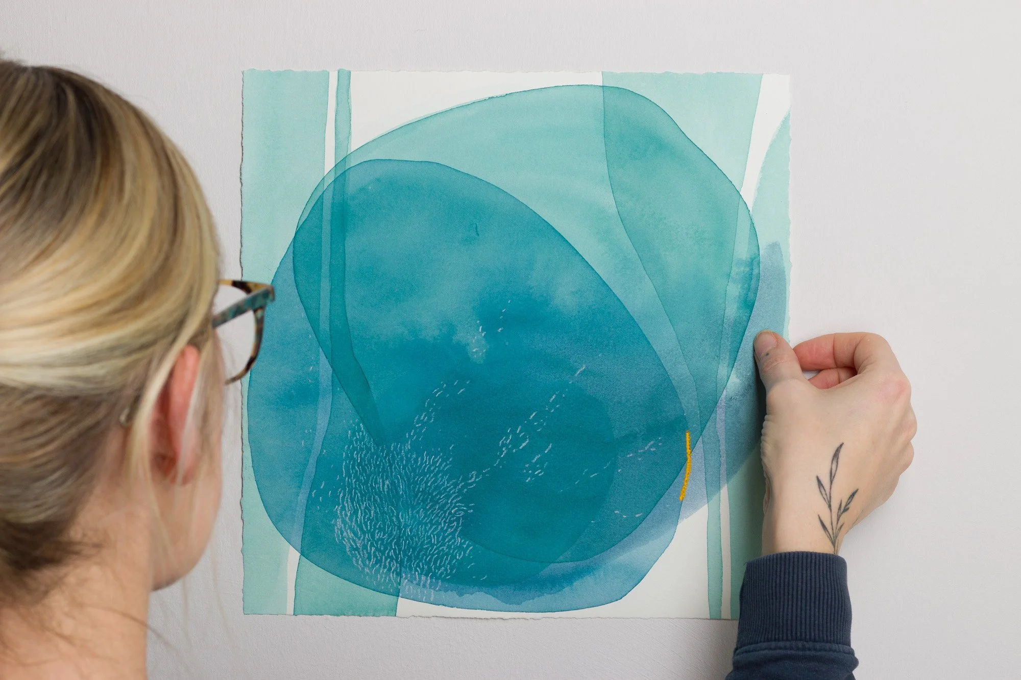 Jane Hunter Scottish Artist with abstract paintings 2025-01.jpg
