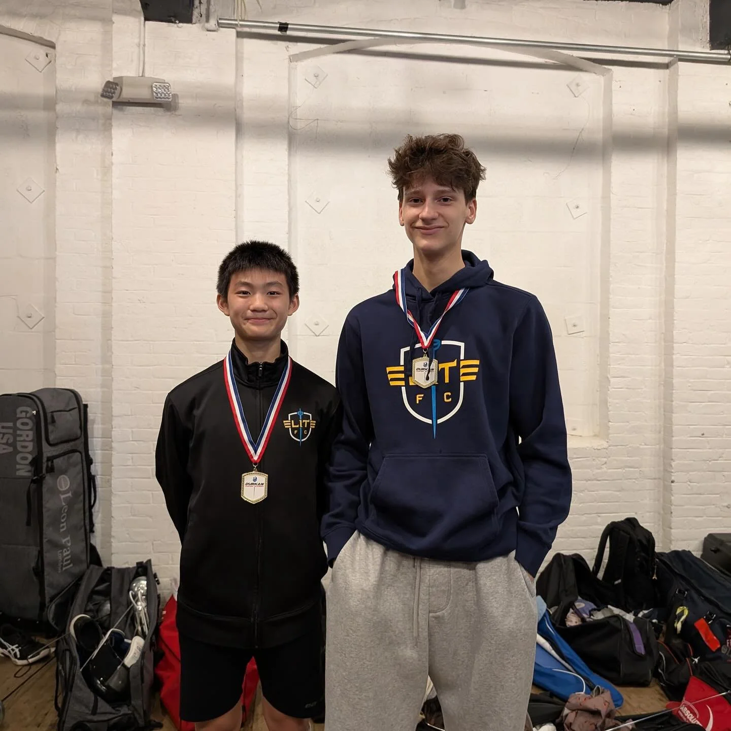 Congrats to everyone who competed this weekend at the Durkan Rooster RYC/RJCC! Elite FC had an exciting time there!💥🏅🎉

Junior ME:
Kunson Zhao - 3rd place!!🥉

Y12 WE:
Mila Siu - 10th place!

Y10 ME:
Remy Ng - 6th place!🏅

Cadet ME:
Max Milinkovi