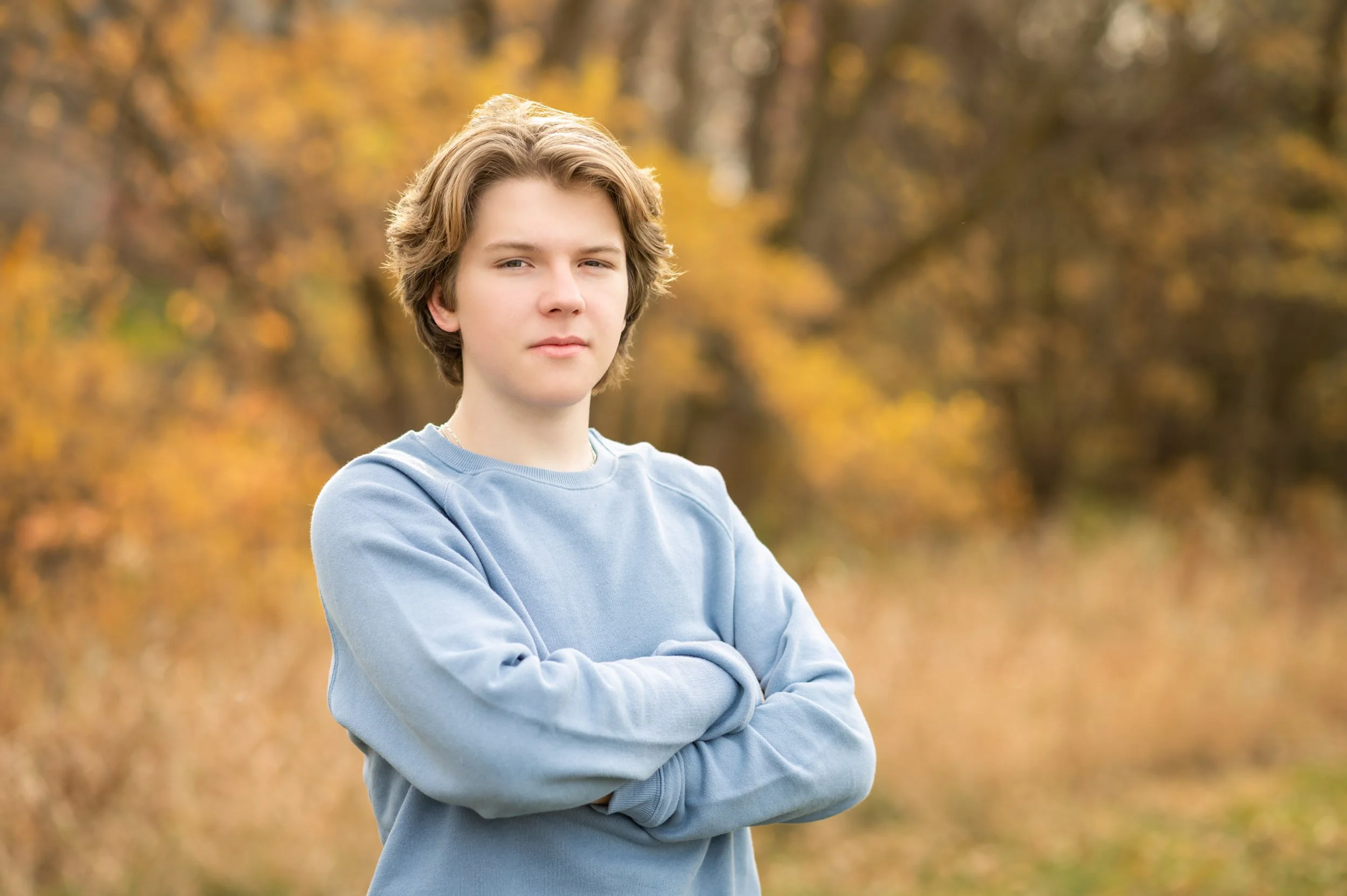 senior-guy-grove-park-yellow-foliage.jpg